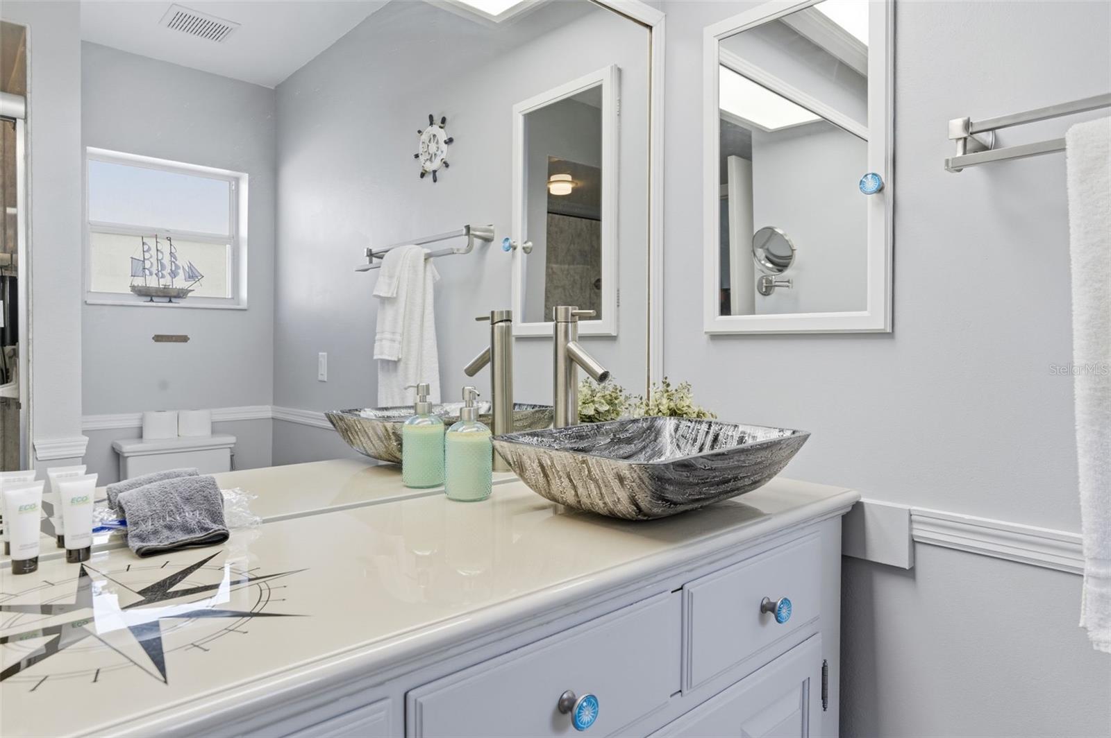 Image 51 of 54 For 10448 Utah Street