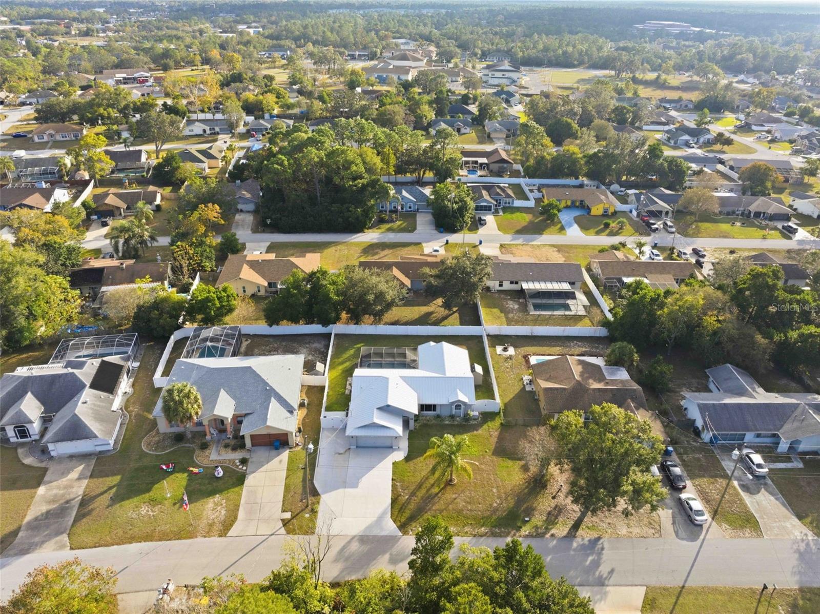 Image 6 of 54 For 10448 Utah Street