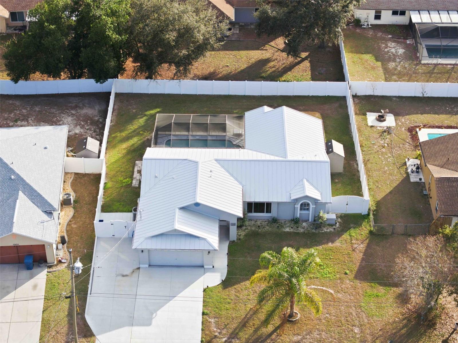 Image 7 of 54 For 10448 Utah Street