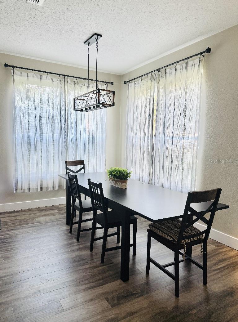 Image 16 of 40 For 4934 Oakway Drive