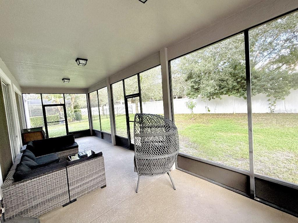 Image 26 of 40 For 4934 Oakway Drive