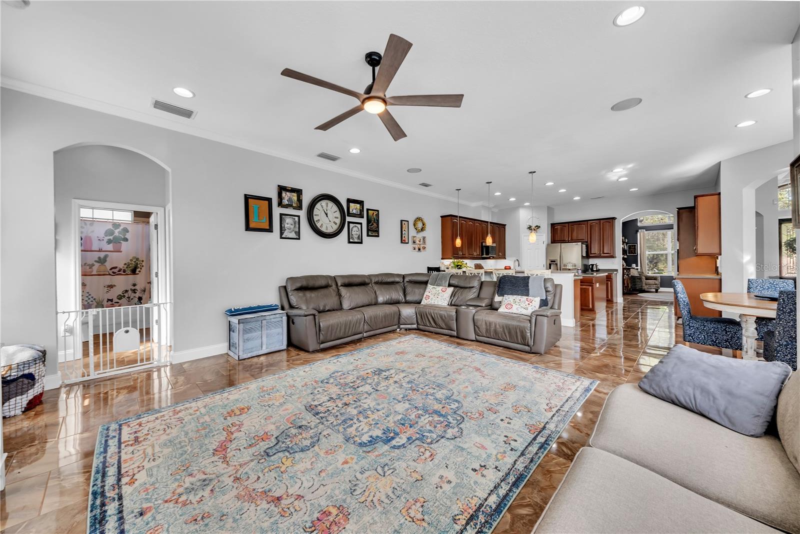 Image 18 of 73 For 1031 Emerald Hill Way