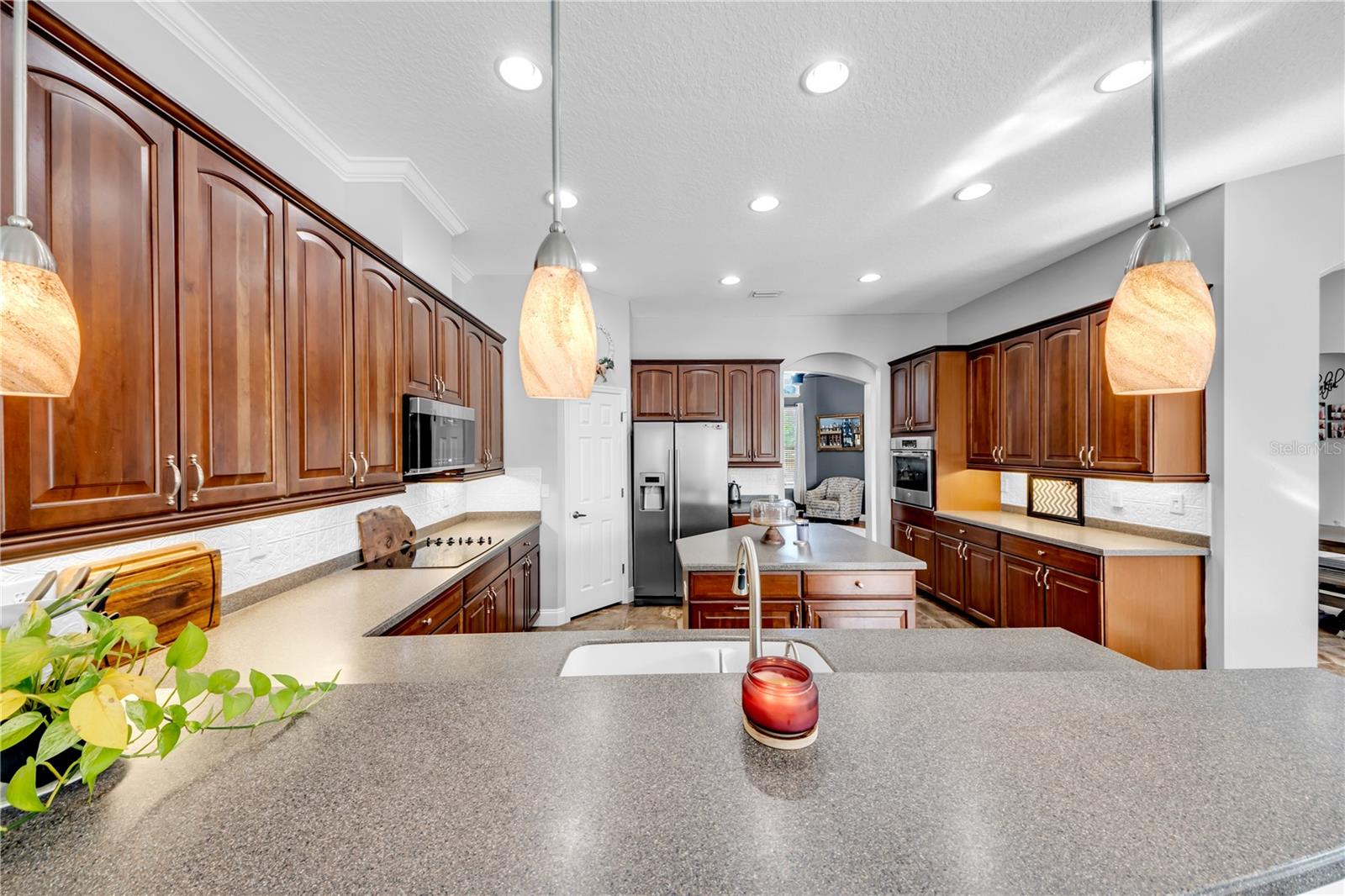 Image 21 of 73 For 1031 Emerald Hill Way