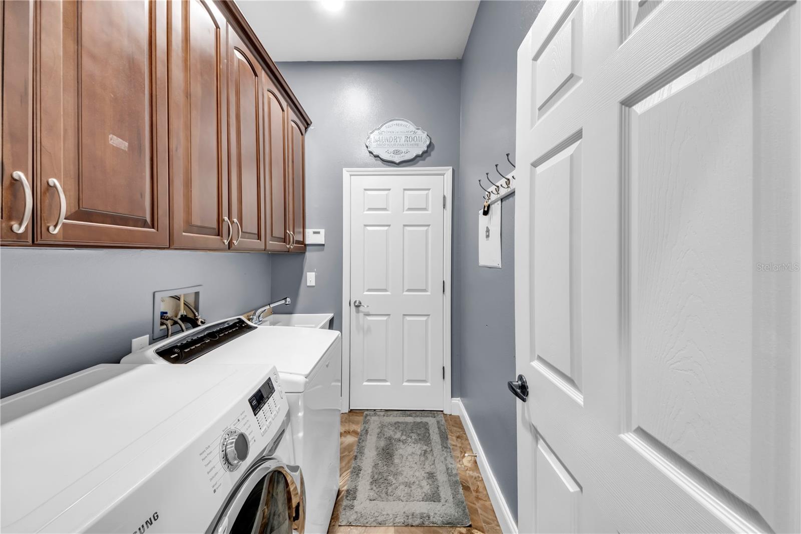 Image 37 of 73 For 1031 Emerald Hill Way