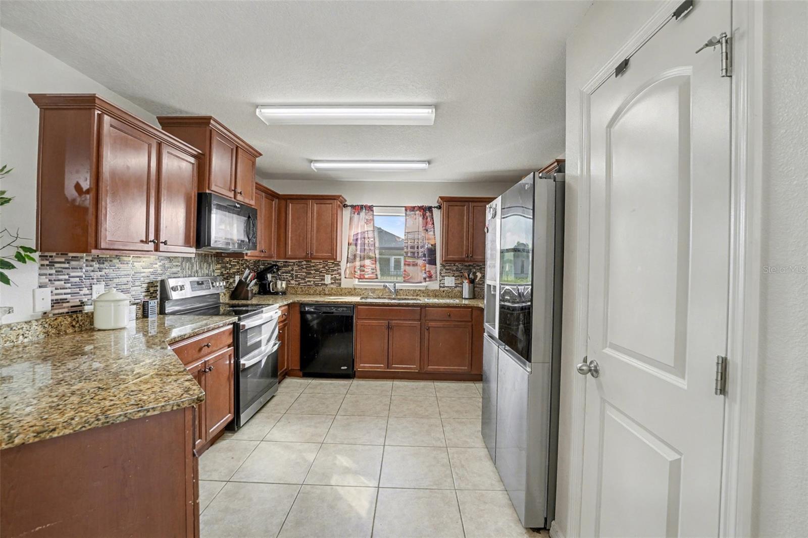 Image 11 of 36 For 5630 Elsinore Way