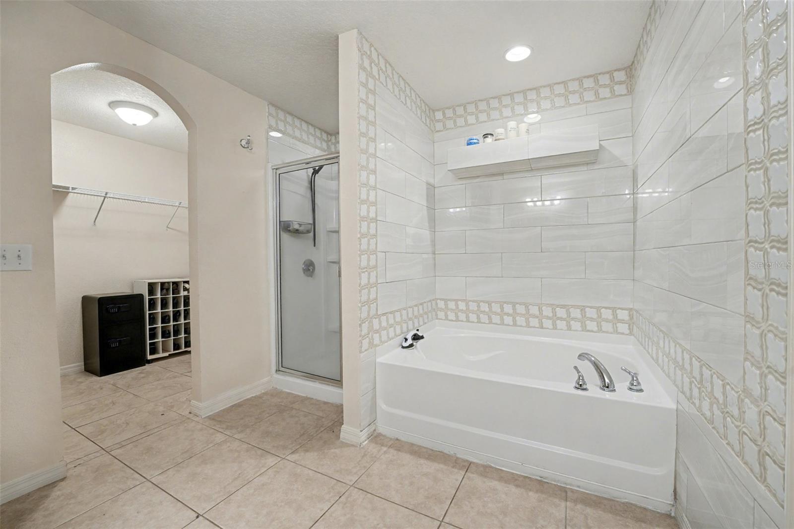 Image 18 of 36 For 5630 Elsinore Way