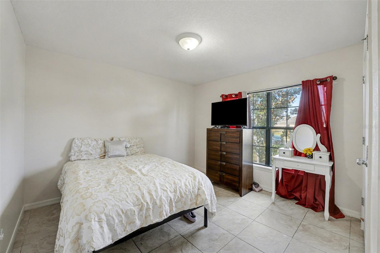 Image 22 of 36 For 5630 Elsinore Way