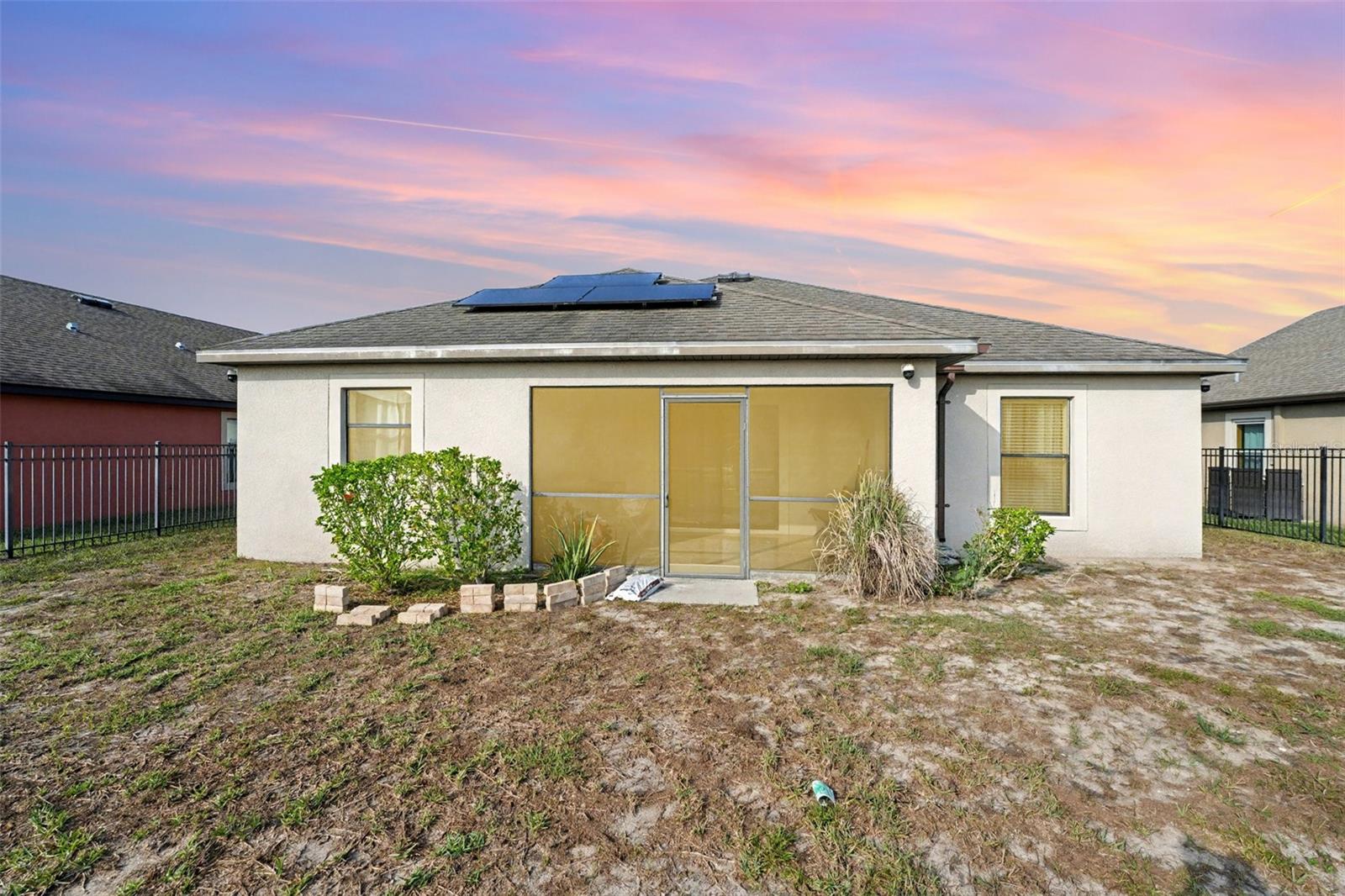 Image 26 of 36 For 5630 Elsinore Way