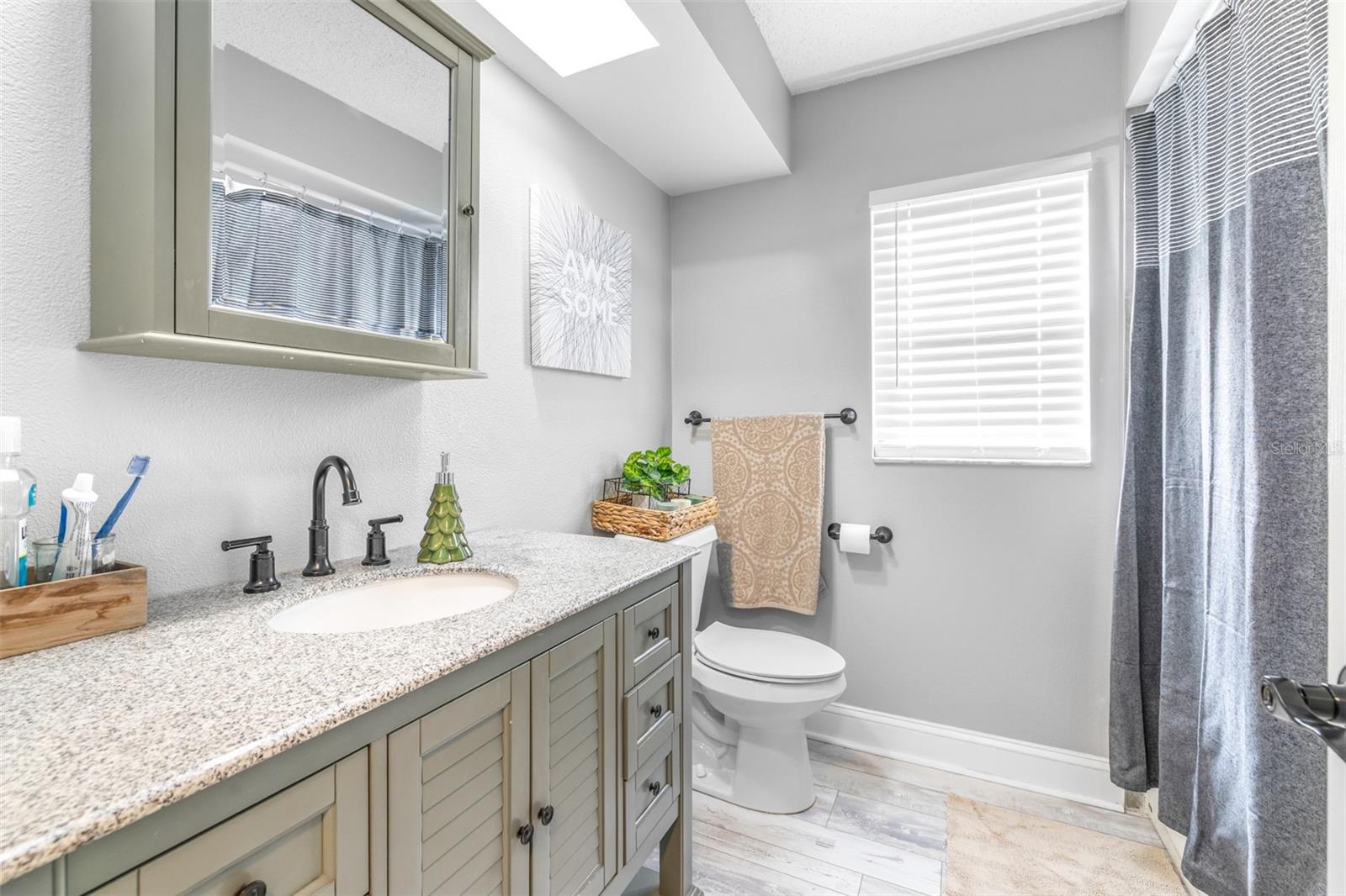 Image 30 of 49 For 7825 Glascow Drive