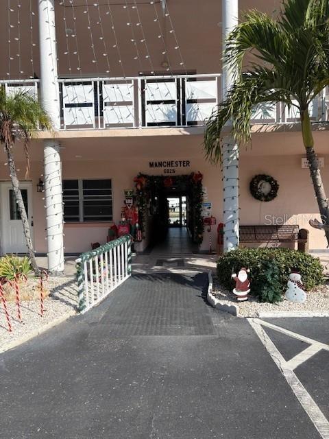 Image 17 of 19 For 6025 Shore Boulevard S 610