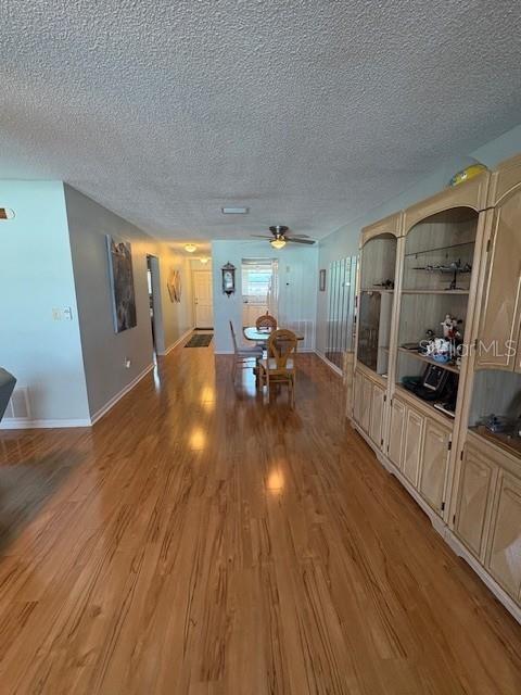 Image 8 of 19 For 6025 Shore Boulevard S 610