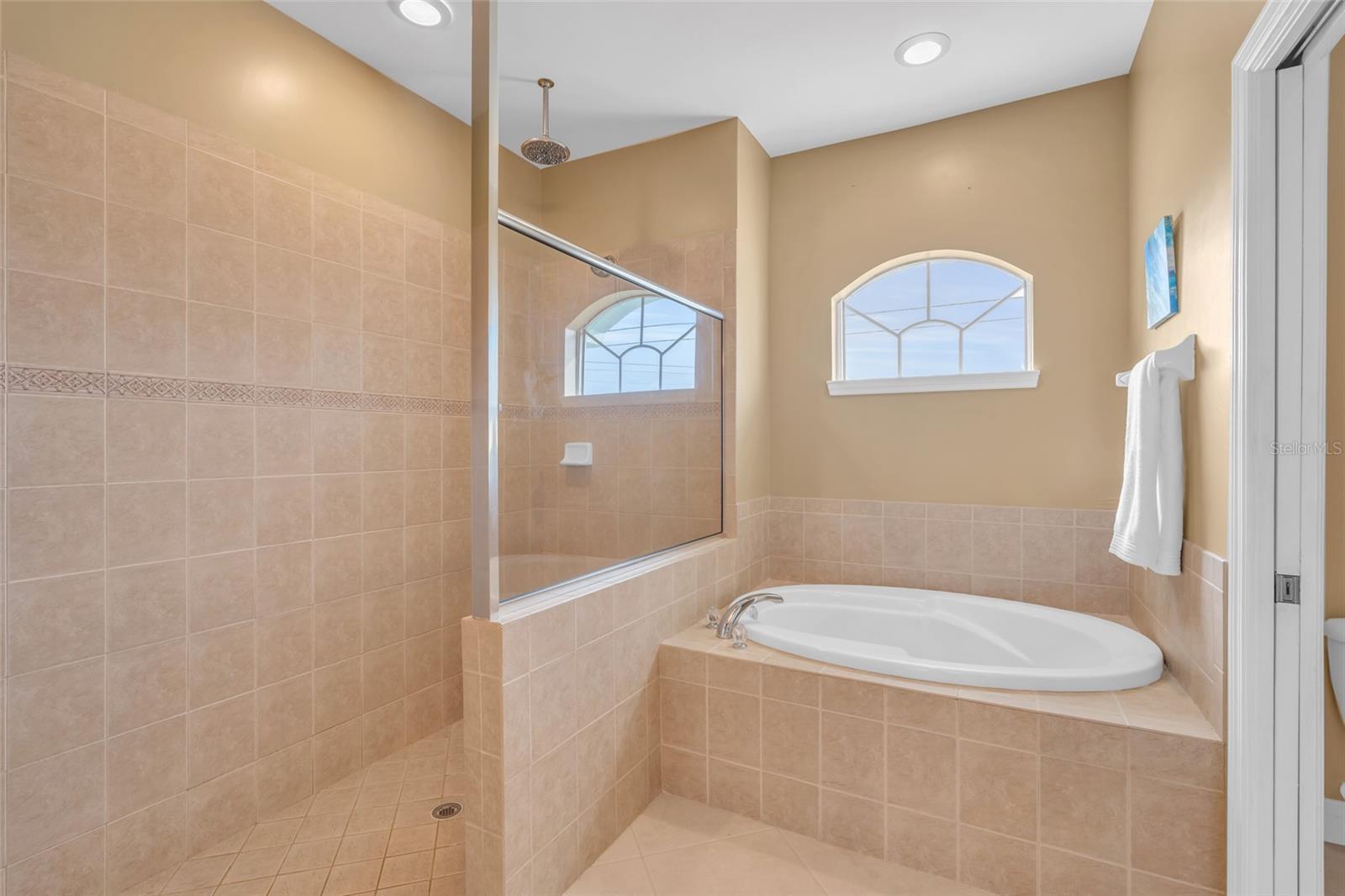 Image 27 of 50 For 2705 32nd Lane