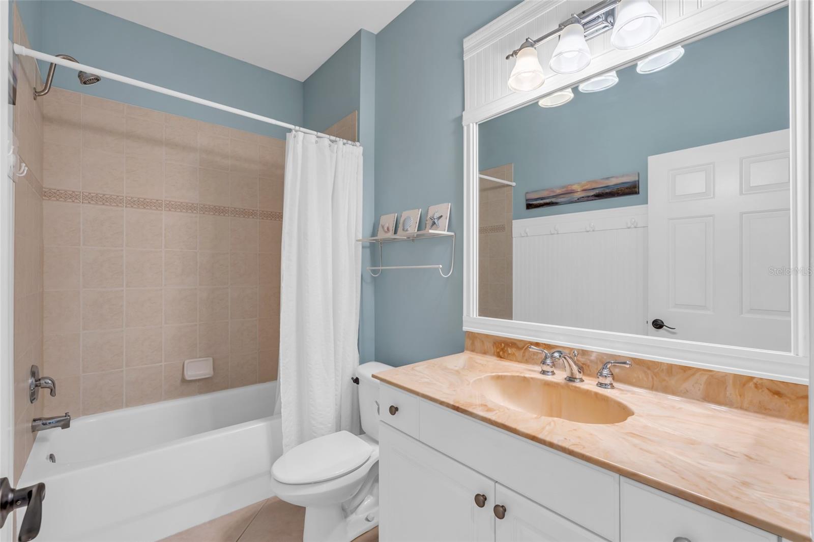 Image 32 of 50 For 2705 32nd Lane