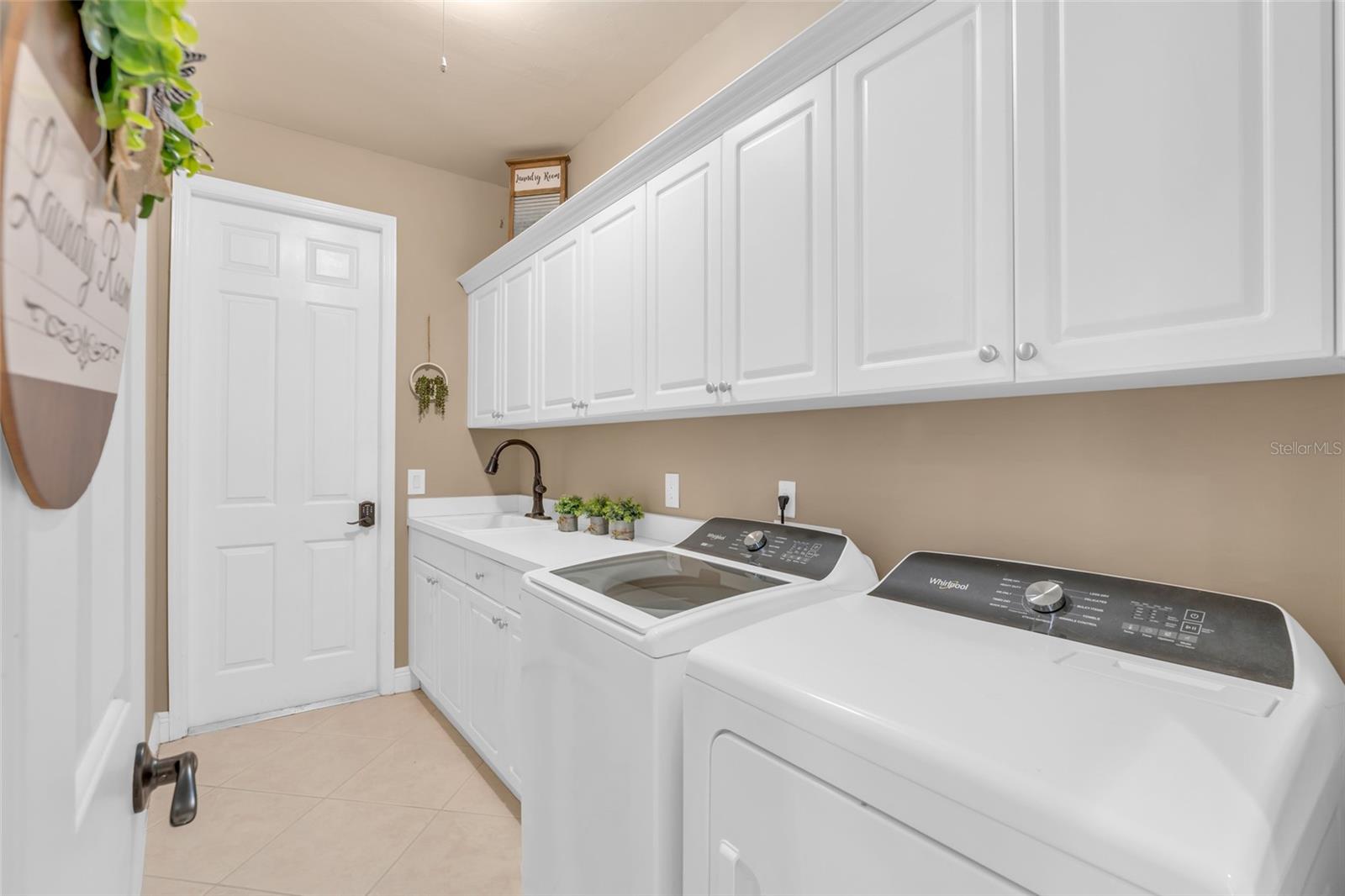 Image 36 of 50 For 2705 32nd Lane