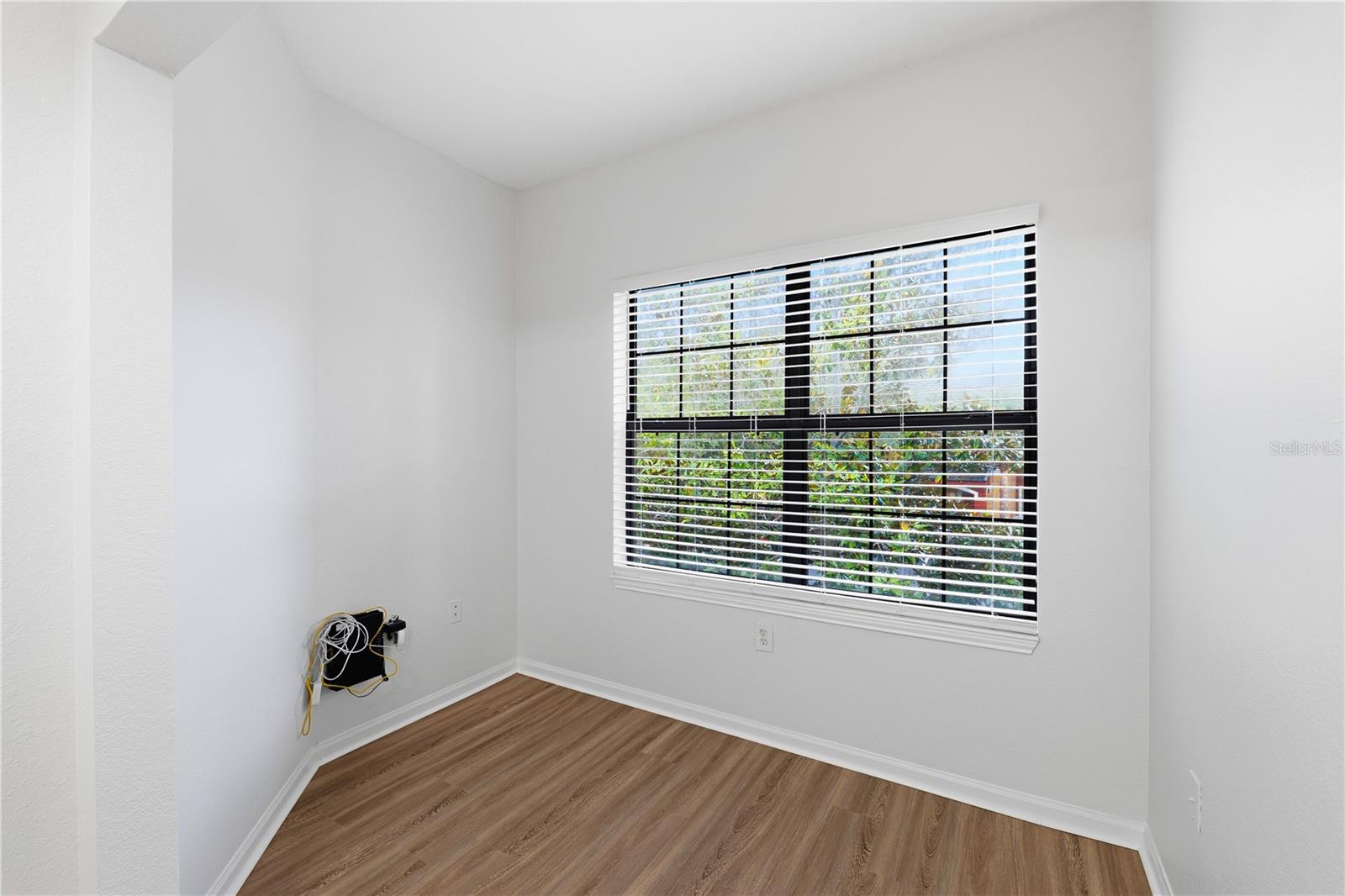 Image 5 of 19 For 2171 Portofino Place 7-2723