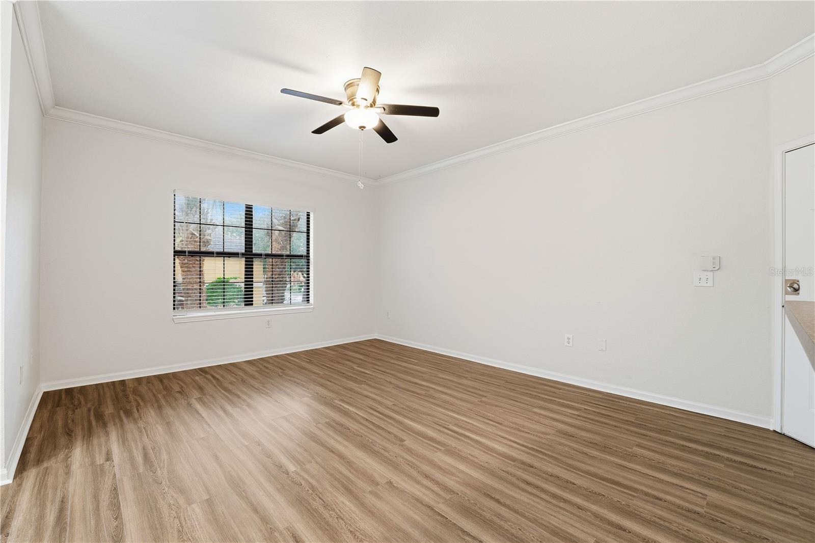 Image 8 of 19 For 2171 Portofino Place 7-2723