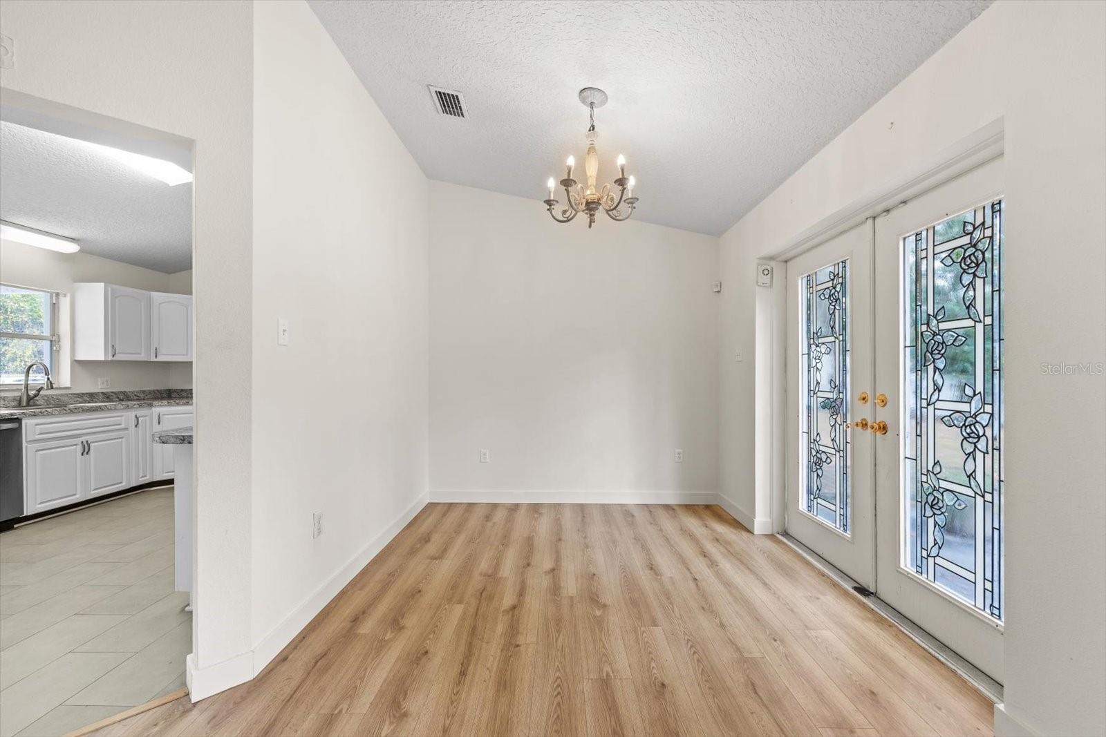 Image 10 of 44 For 12022 Bethwood Avenue