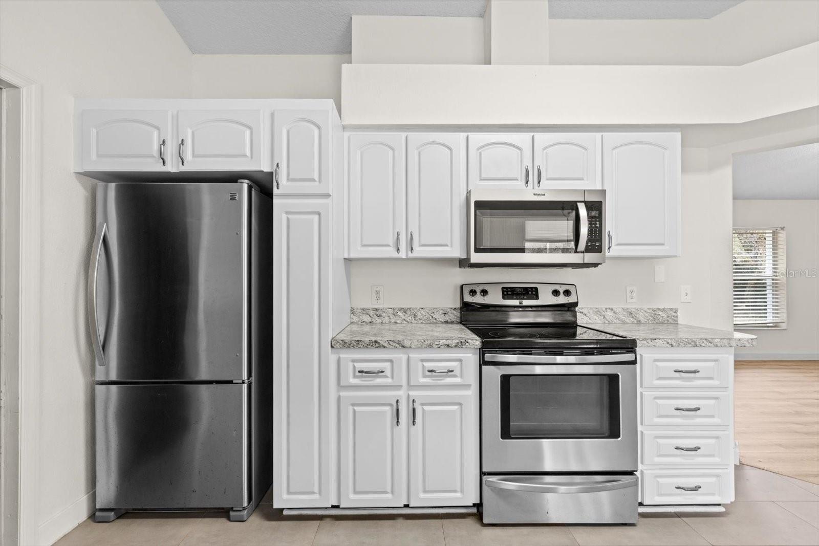 Image 14 of 44 For 12022 Bethwood Avenue