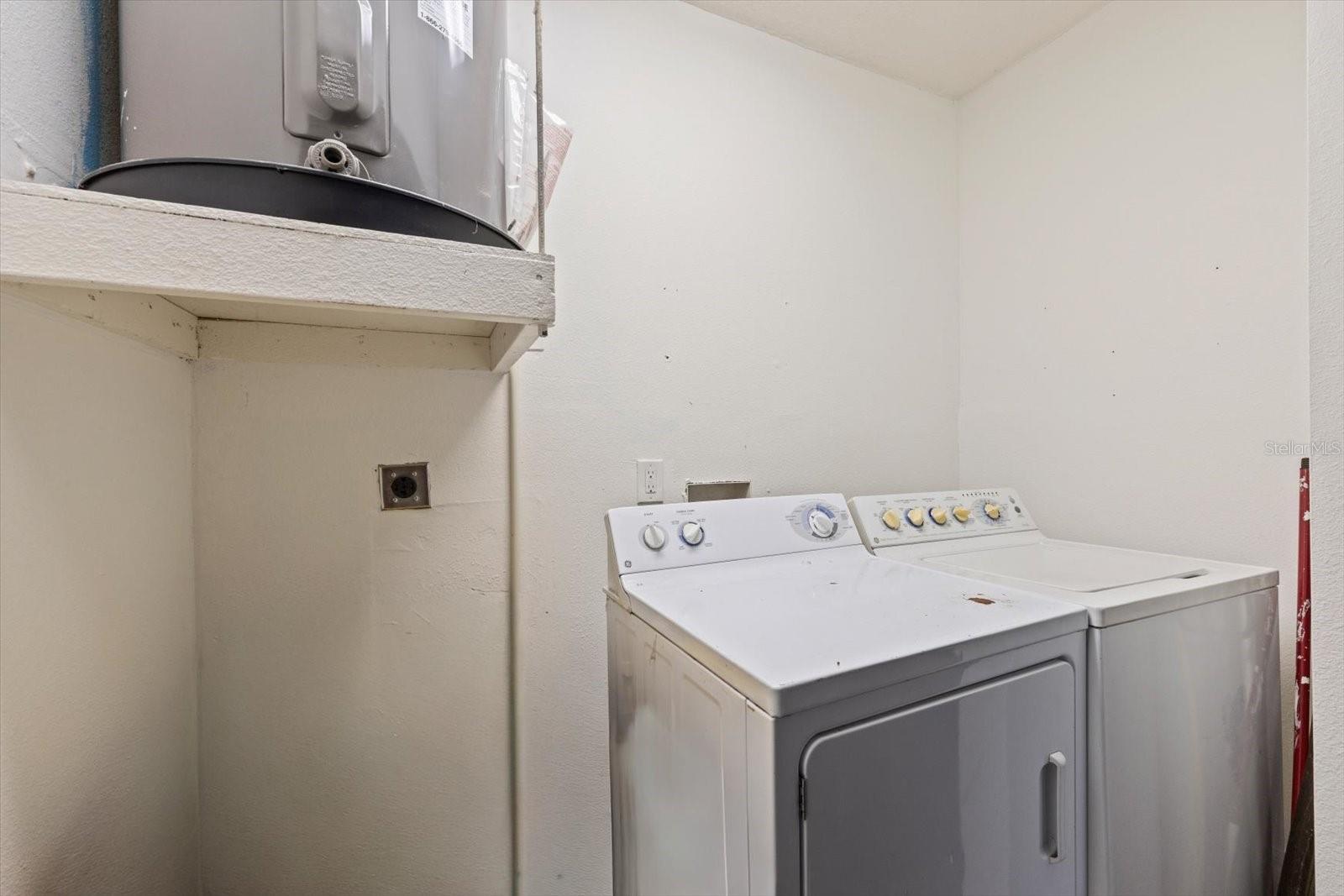 Image 29 of 44 For 12022 Bethwood Avenue