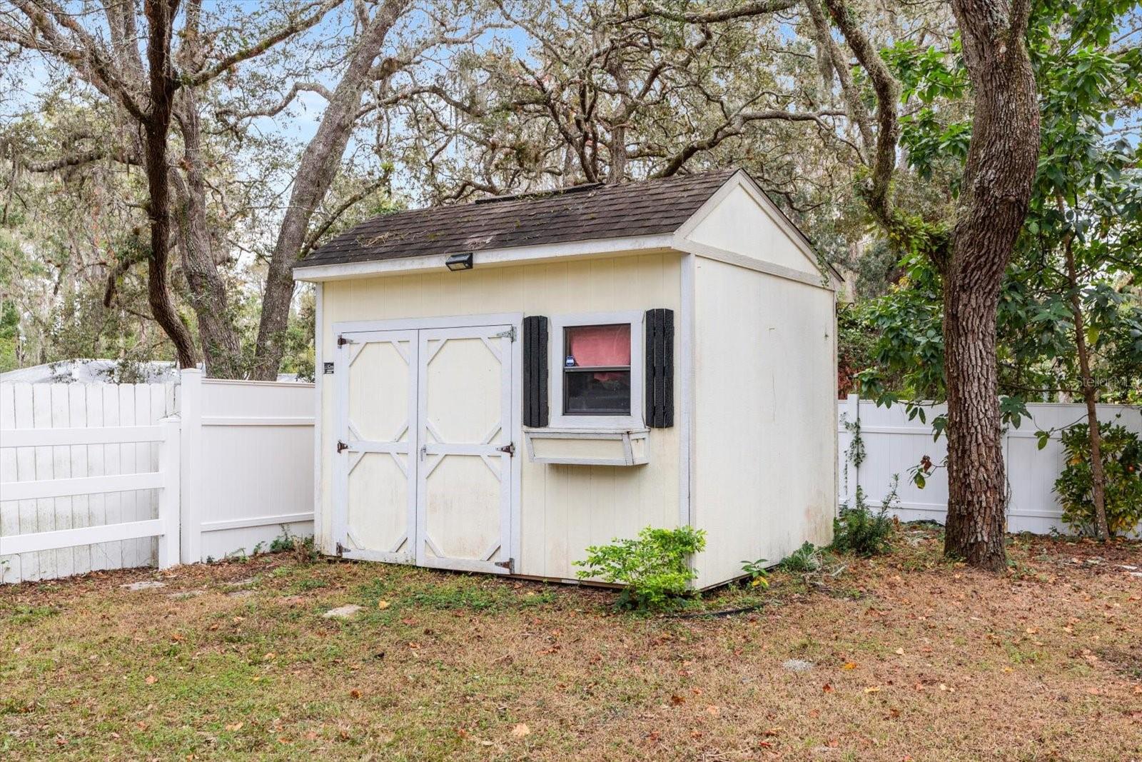 Image 30 of 44 For 12022 Bethwood Avenue