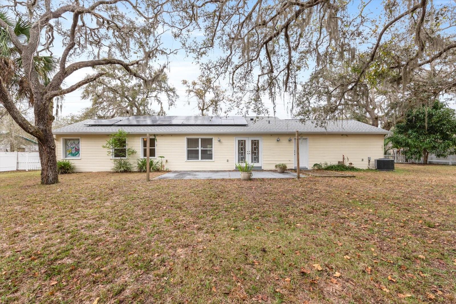 Image 32 of 44 For 12022 Bethwood Avenue