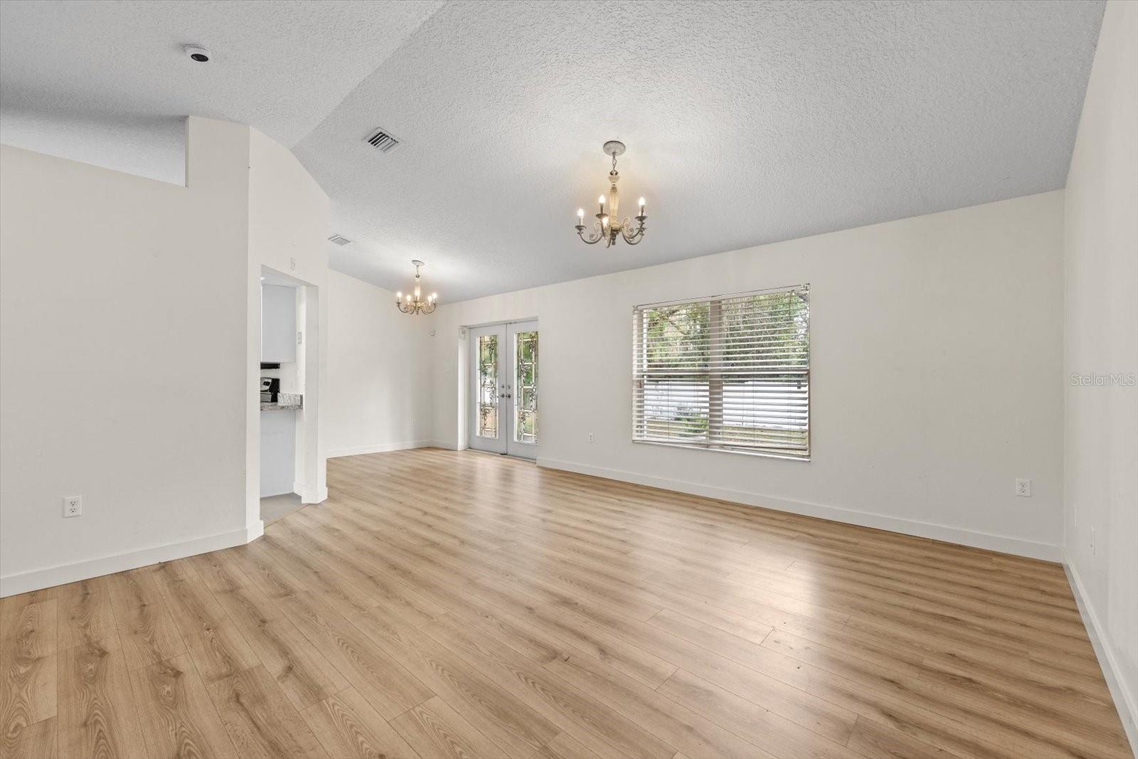 Image 8 of 44 For 12022 Bethwood Avenue