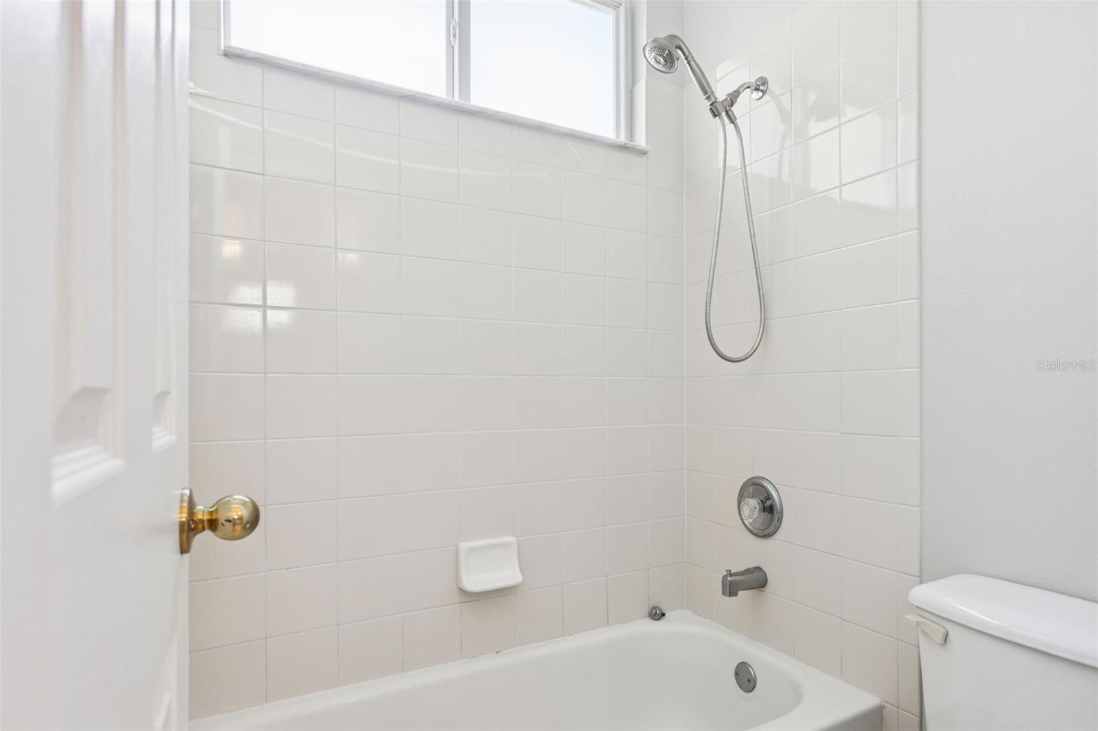 Image 15 of 25 For 5206 Reflections Boulevard