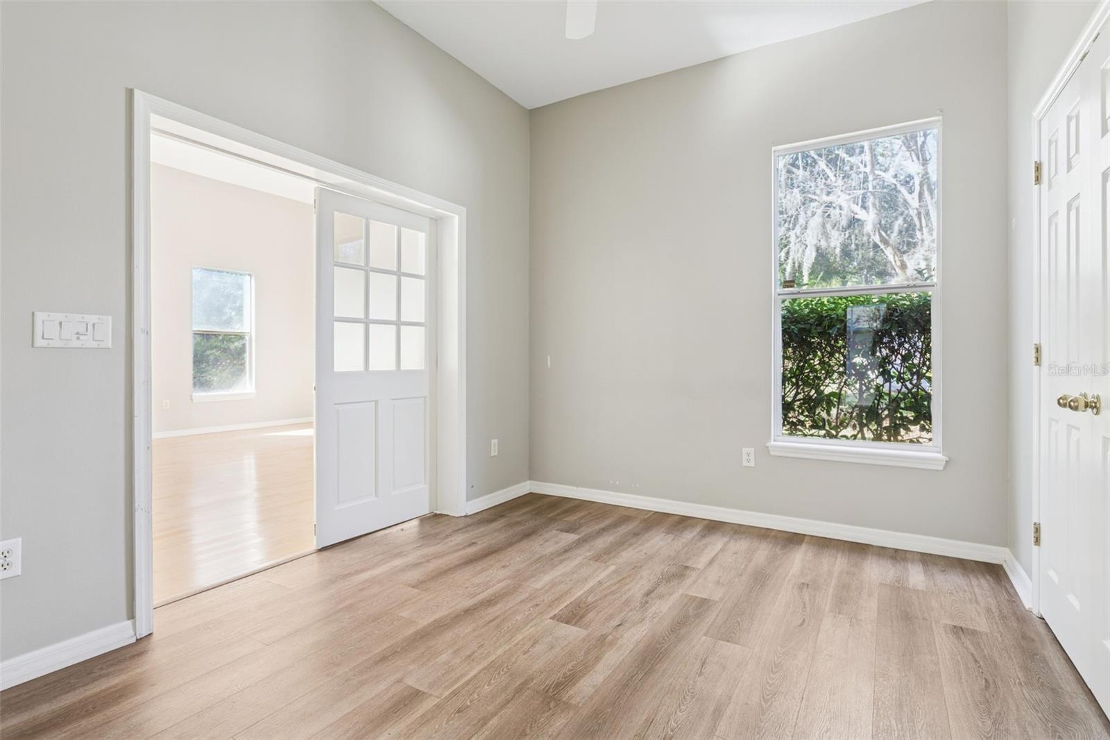 Image 17 of 25 For 5206 Reflections Boulevard