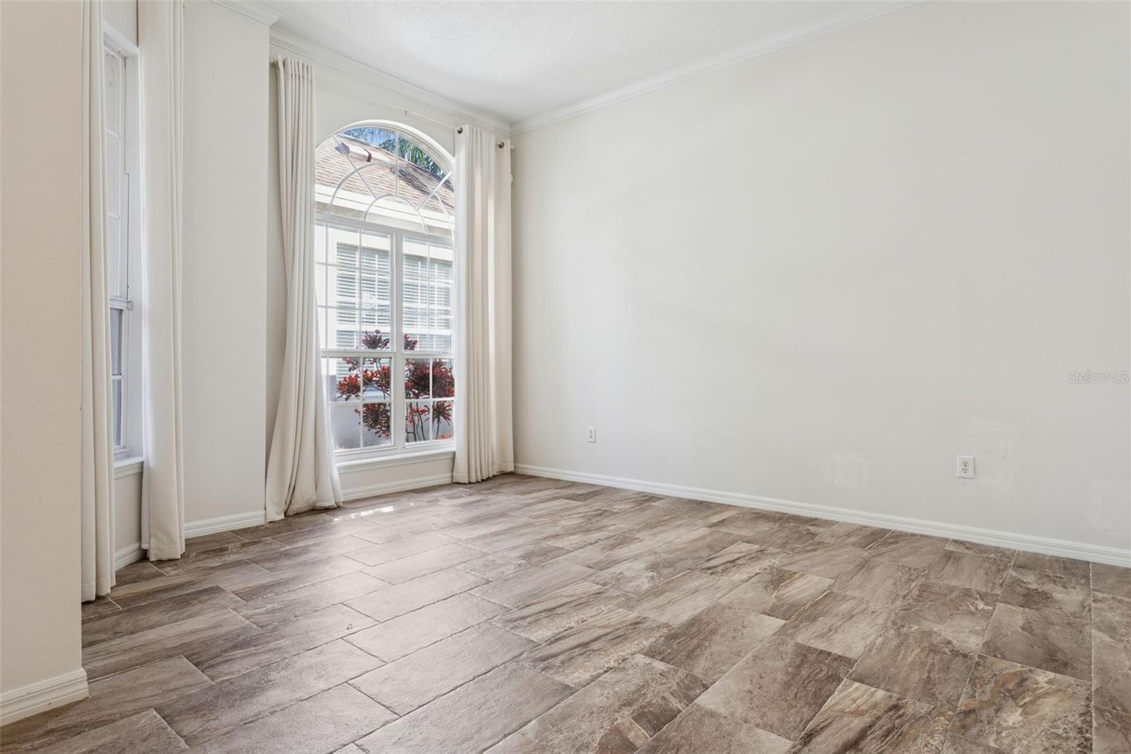 Image 4 of 25 For 5206 Reflections Boulevard