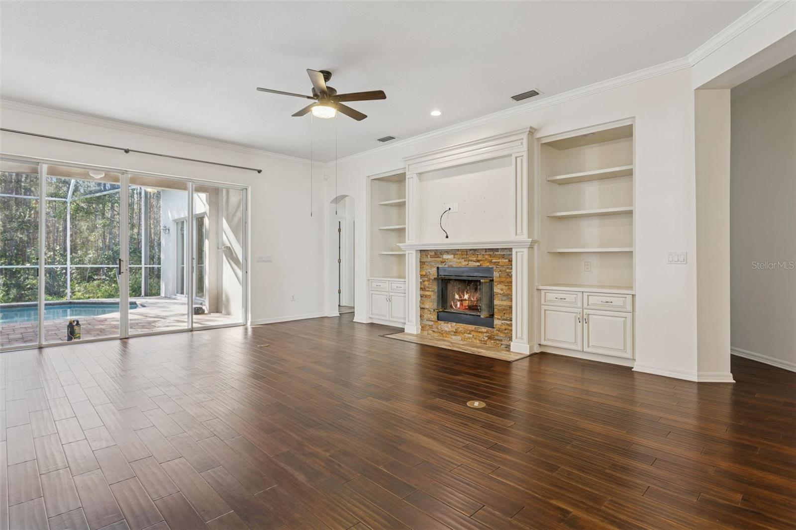 Image 5 of 25 For 5206 Reflections Boulevard