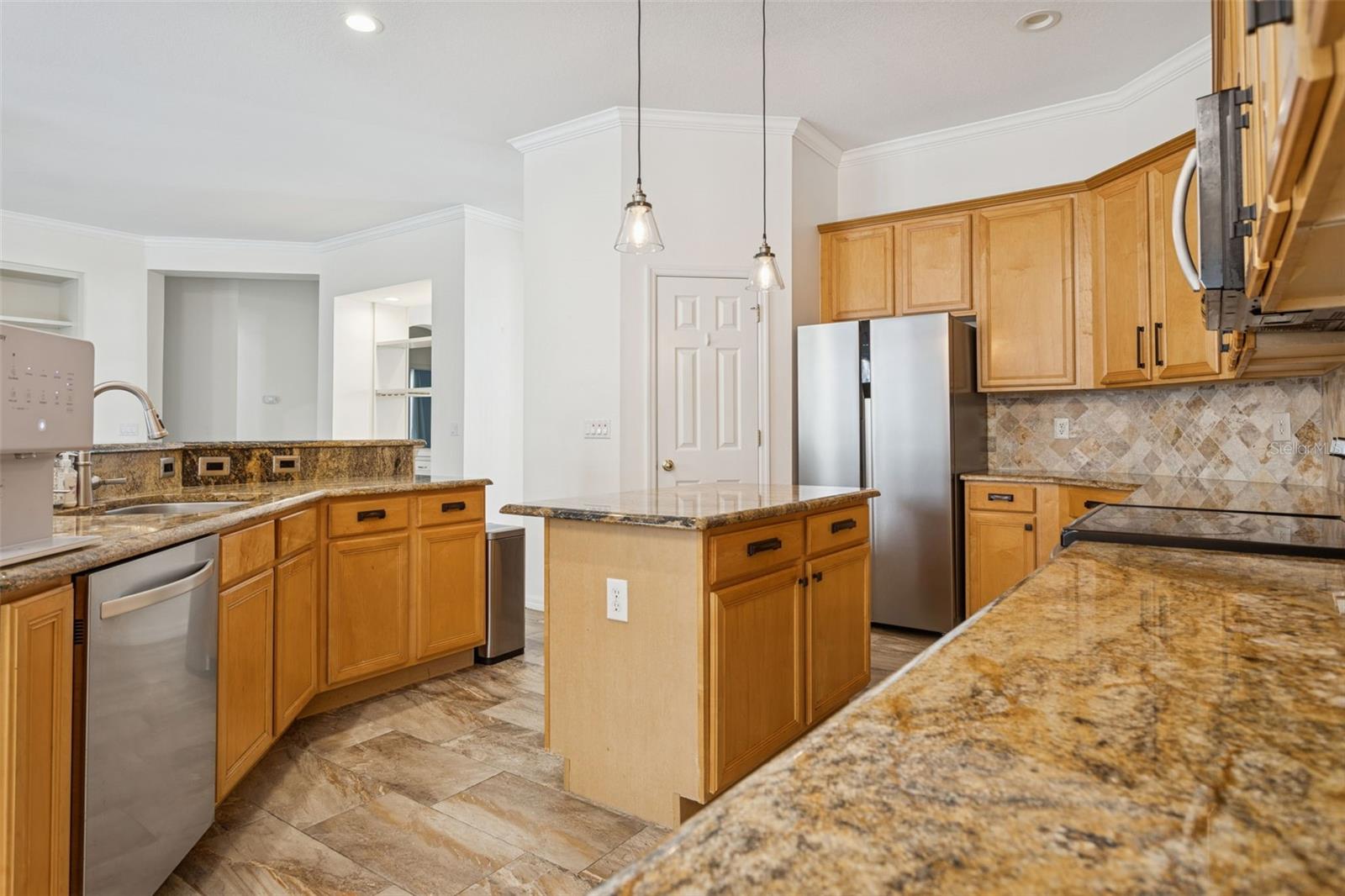 Image 8 of 25 For 5206 Reflections Boulevard