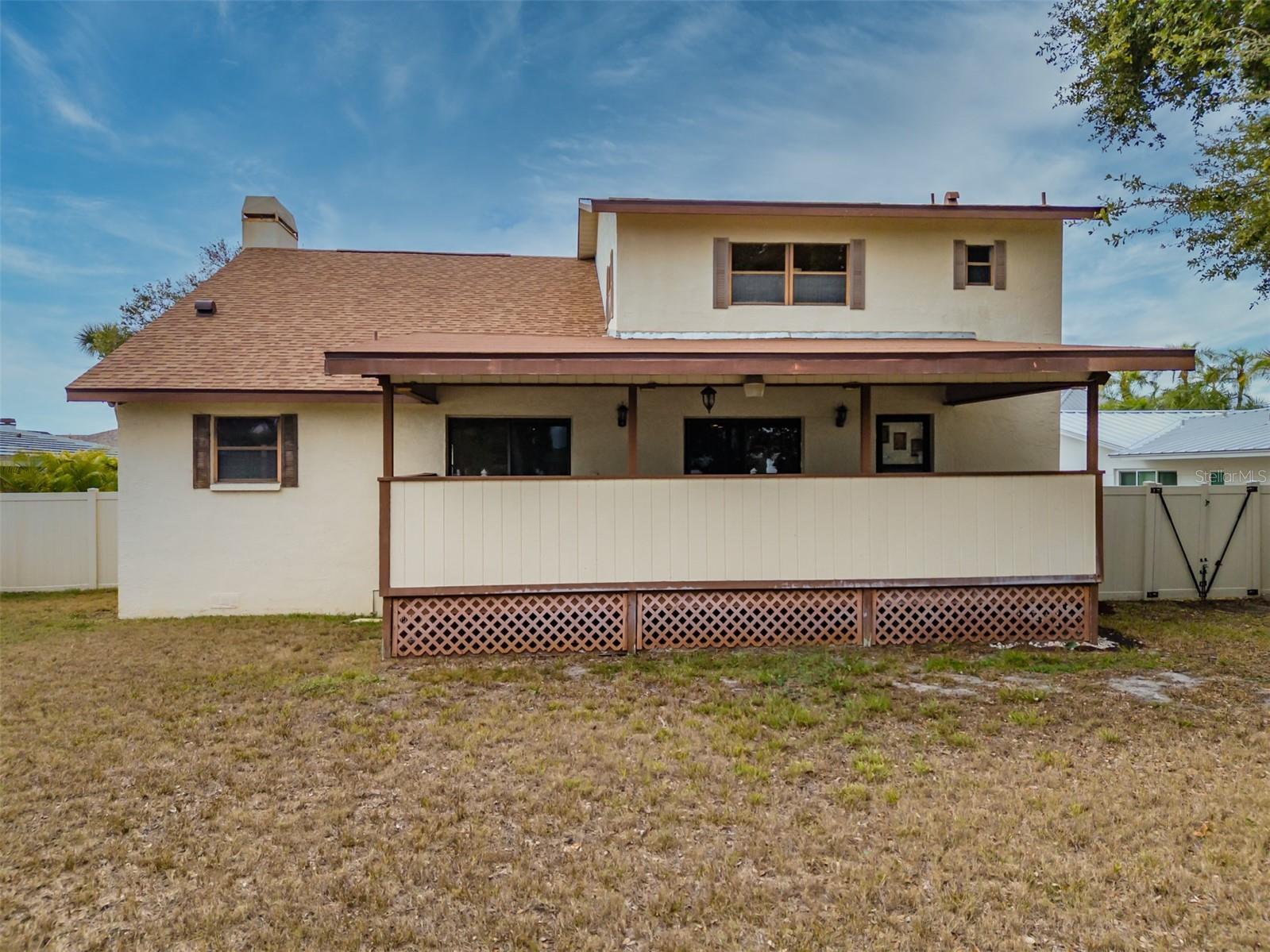 Listing photo id 59 for 337 7th Avenue N