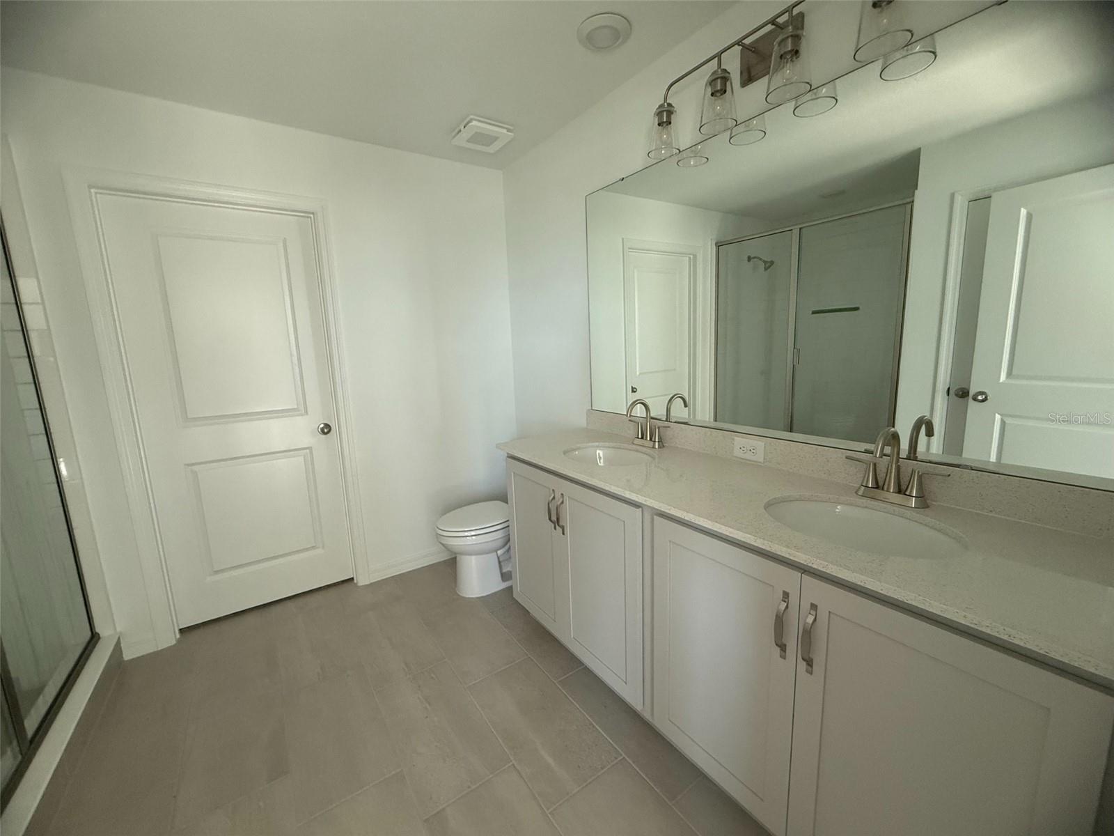 Image 33 of 48 For 5243 Painted Bamboo Street