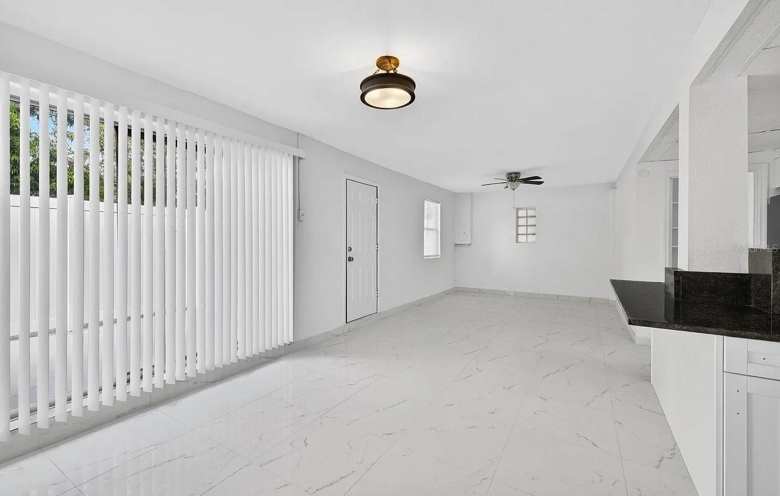 Image 14 of 18 For 5517 Gulfport Boulevard S 5519-2