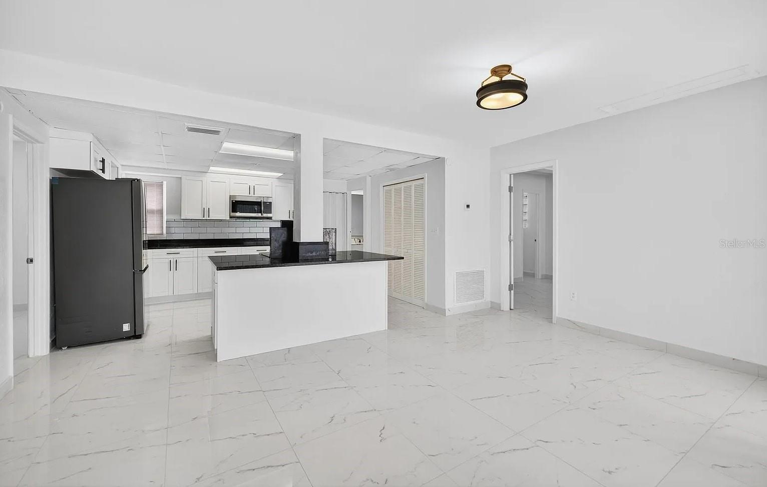 Image 18 of 18 For 5517 Gulfport Boulevard S 5519-2