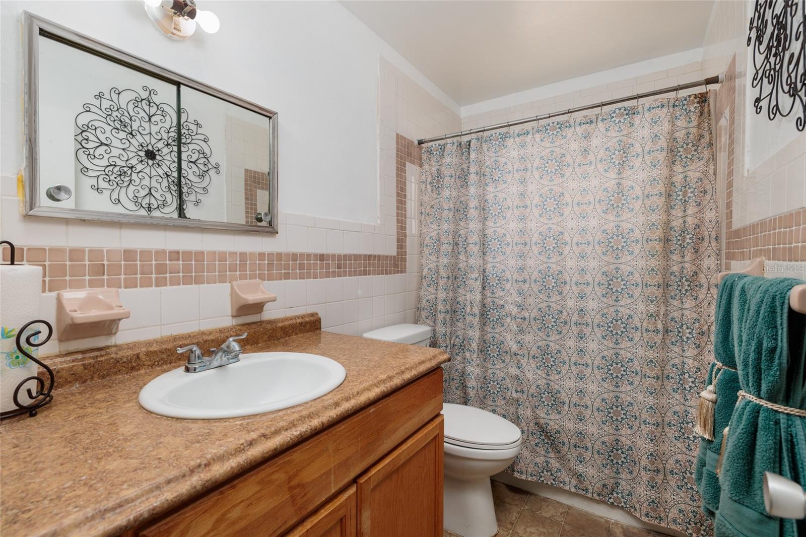 Listing photo id 17 for 2091 62nd Place S