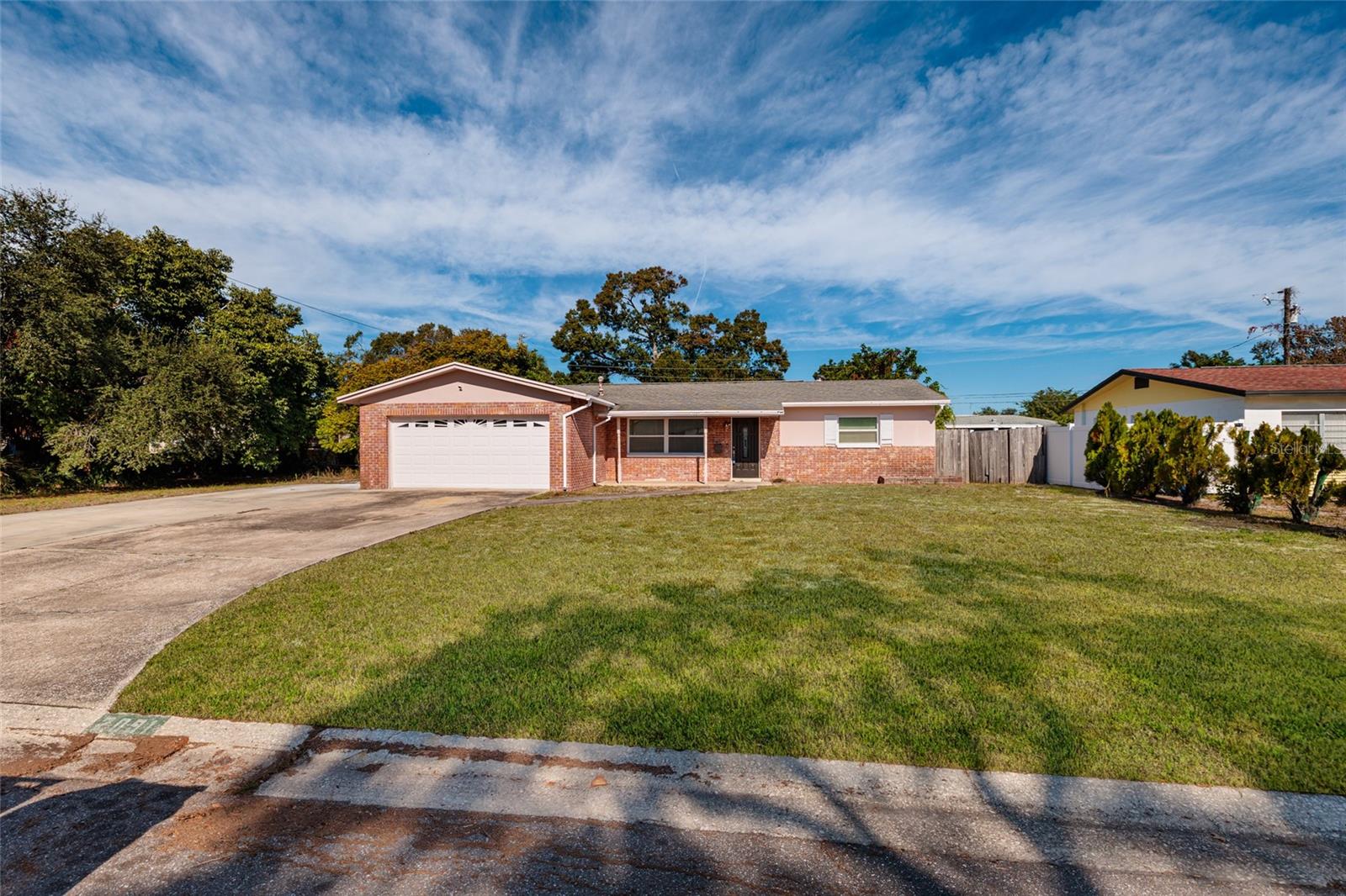 Listing photo id 19 for 2091 62nd Place S