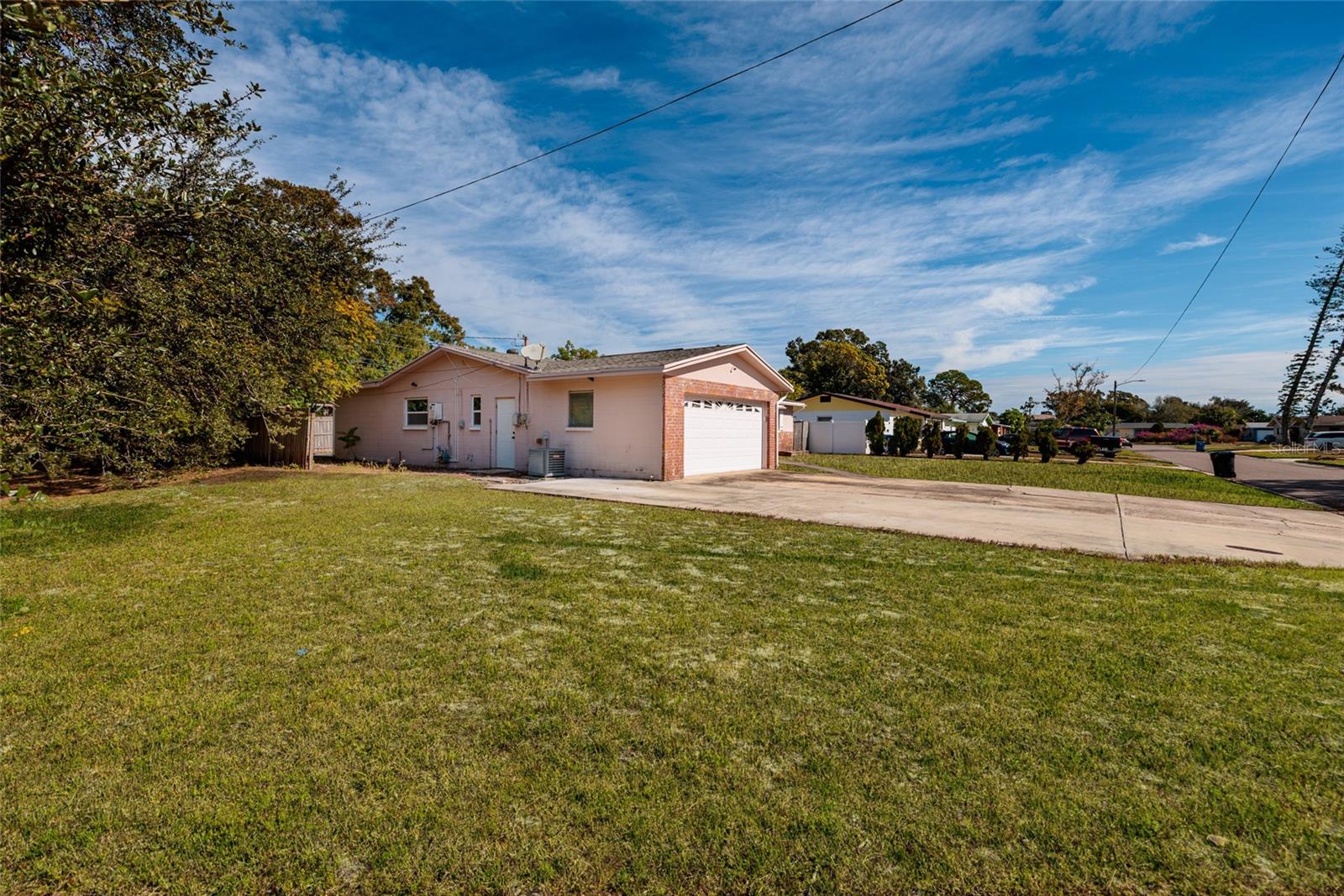 Listing photo id 30 for 2091 62nd Place S