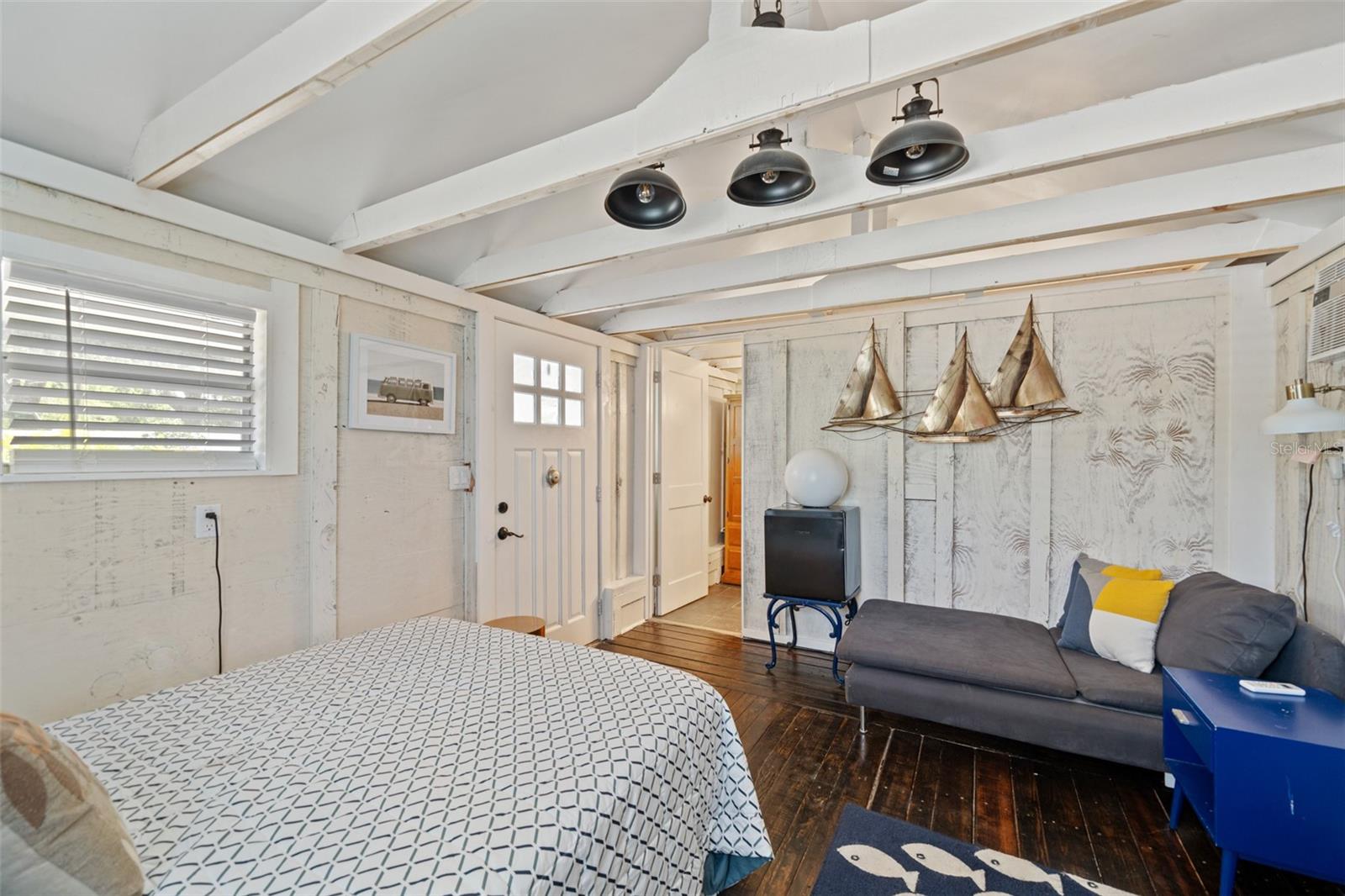 Image 34 of 57 For 308 Hollywood Street