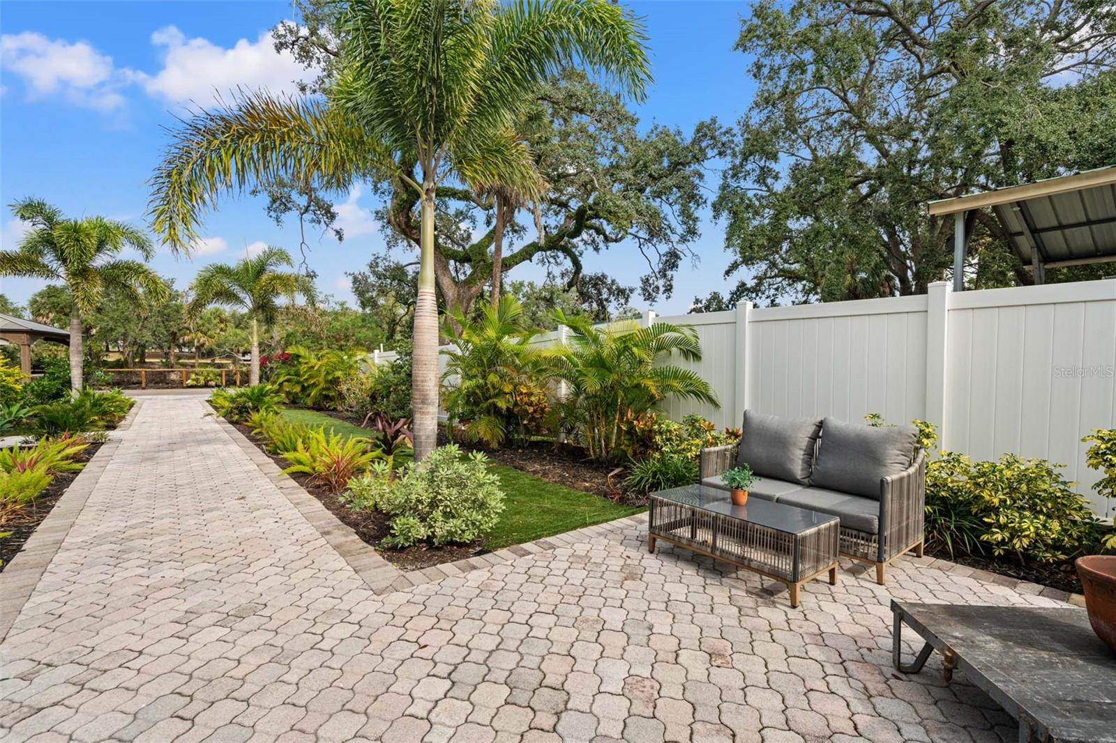 Image 56 of 57 For 308 Hollywood Street