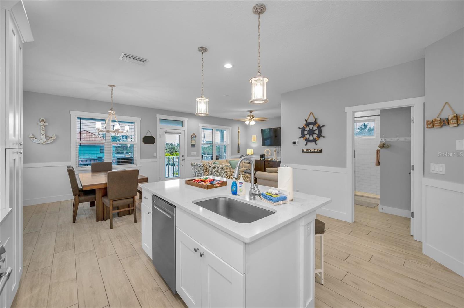 Image 31 of 72 For 204 Gulf Boulevard