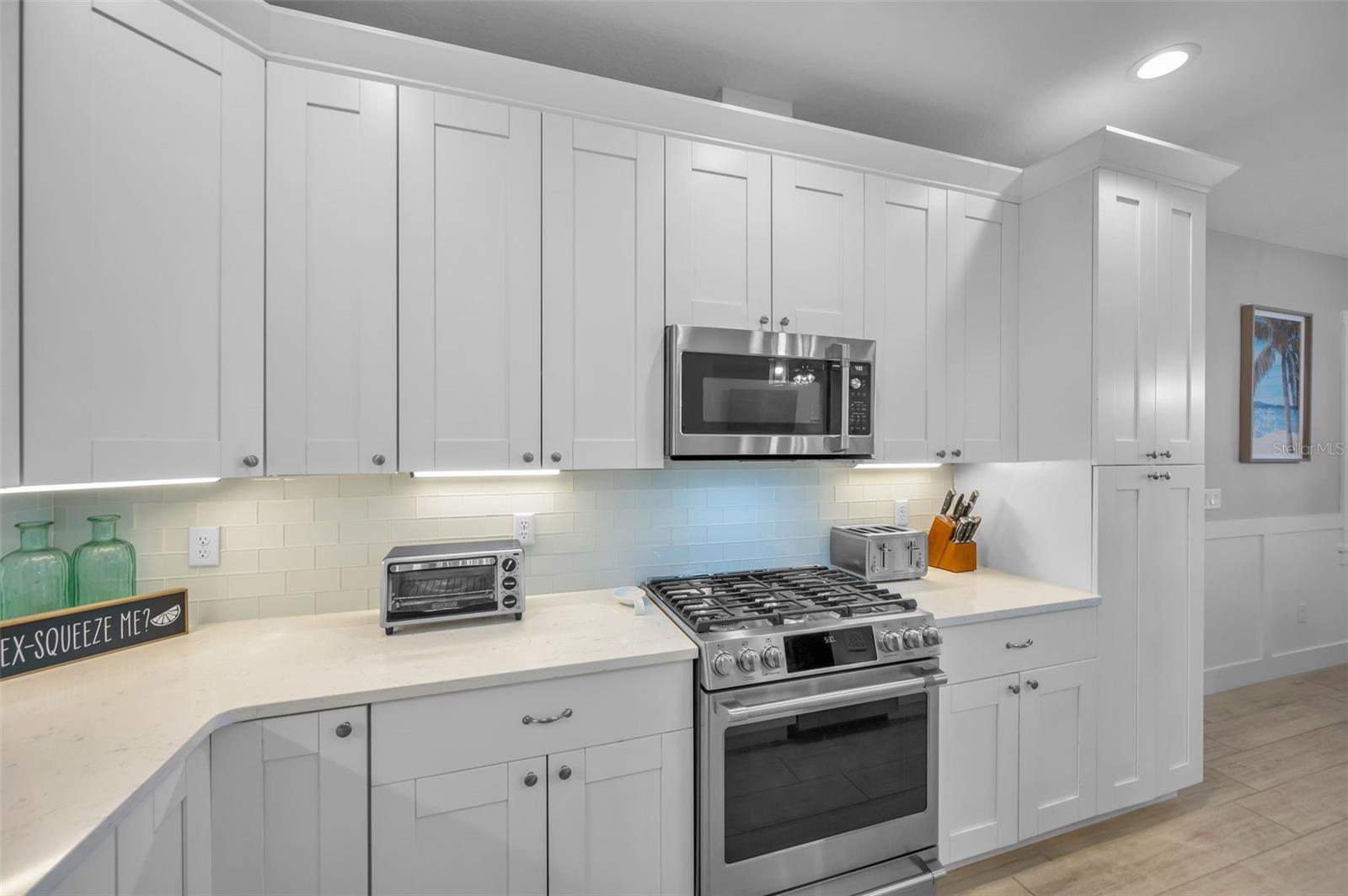 Image 32 of 72 For 204 Gulf Boulevard