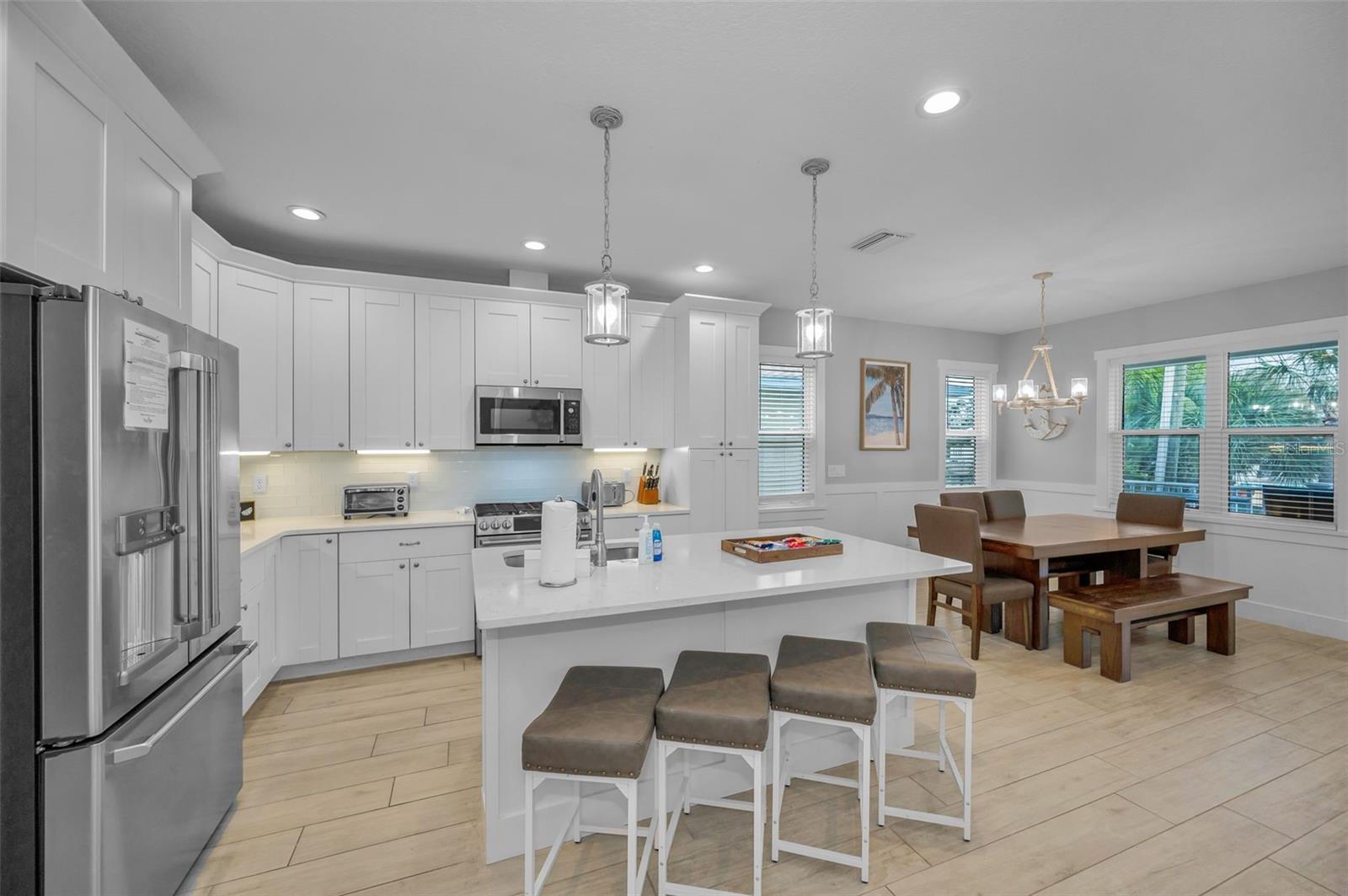 Image 33 of 72 For 204 Gulf Boulevard