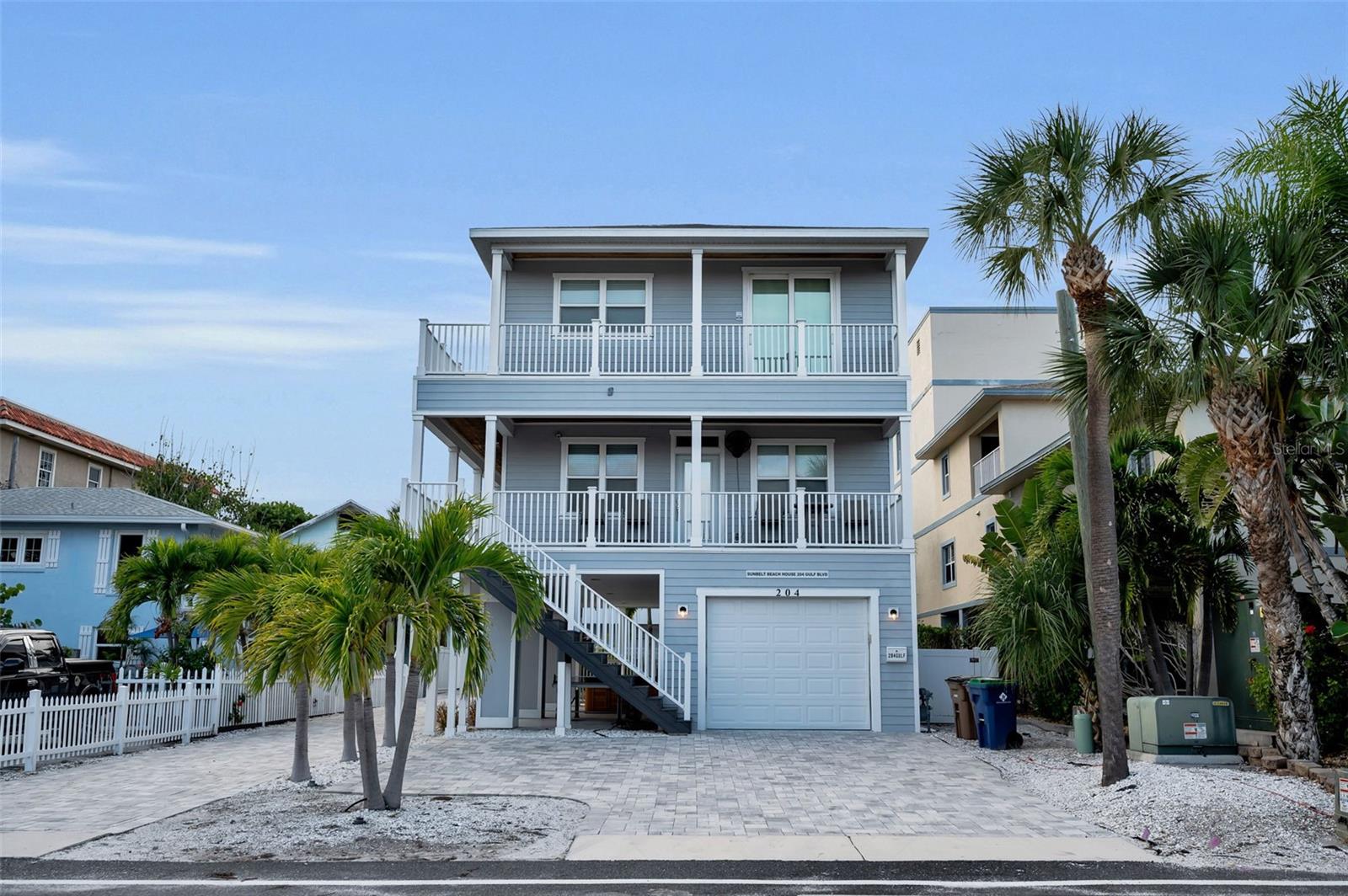 Image 8 of 72 For 204 Gulf Boulevard