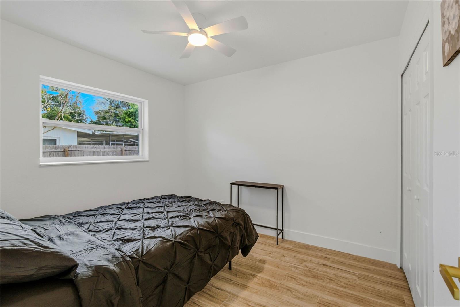 Image 22 of 60 For 524 50th Avenue S