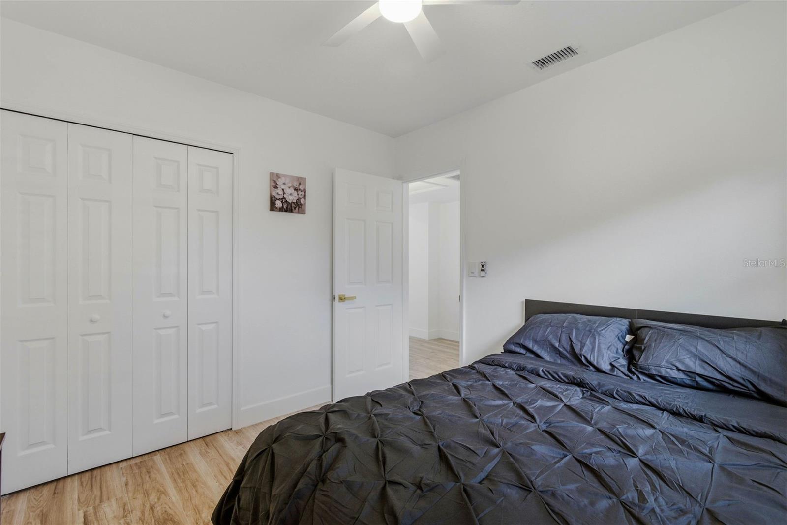 Image 23 of 60 For 524 50th Avenue S