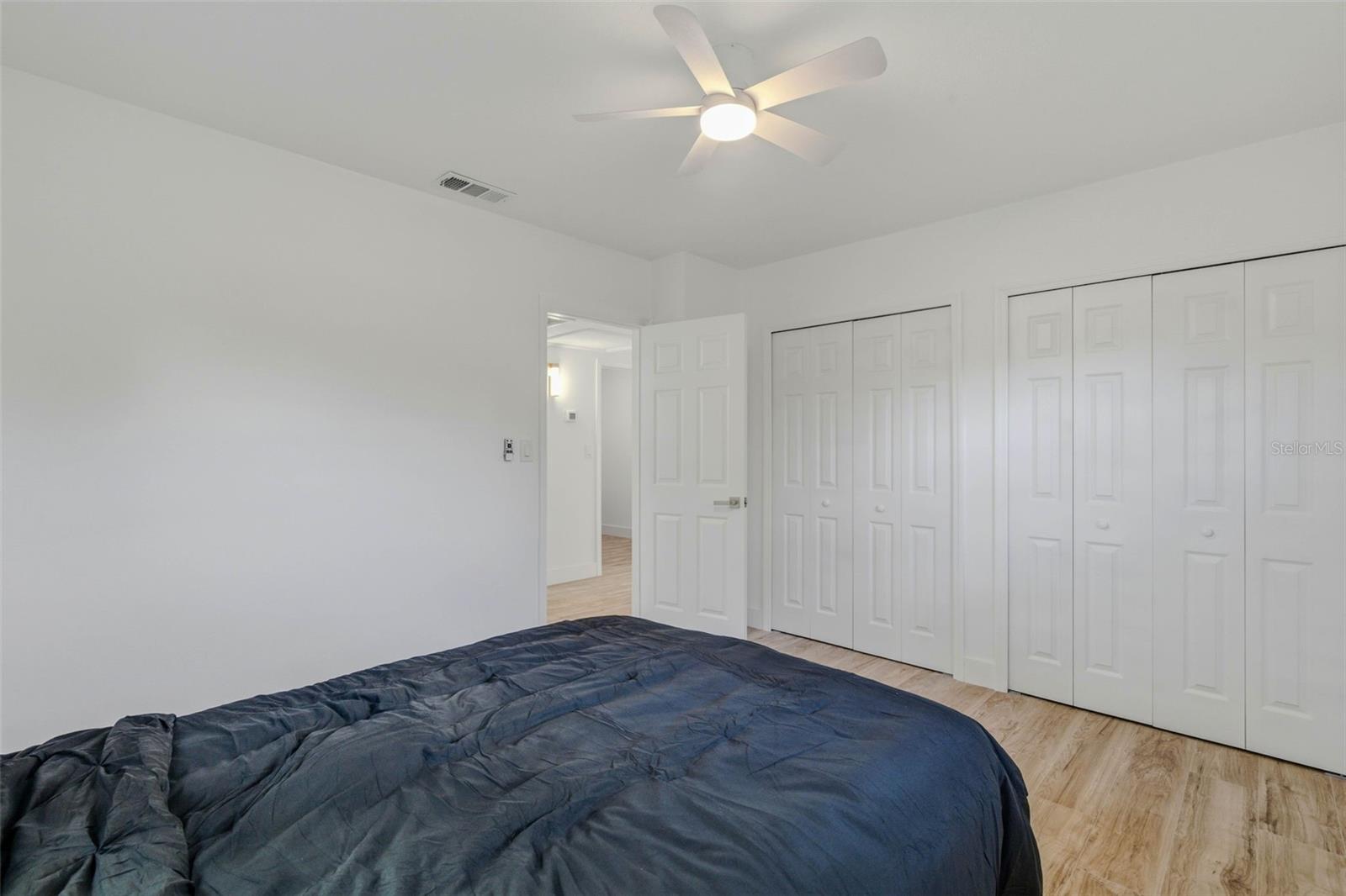 Image 27 of 60 For 524 50th Avenue S