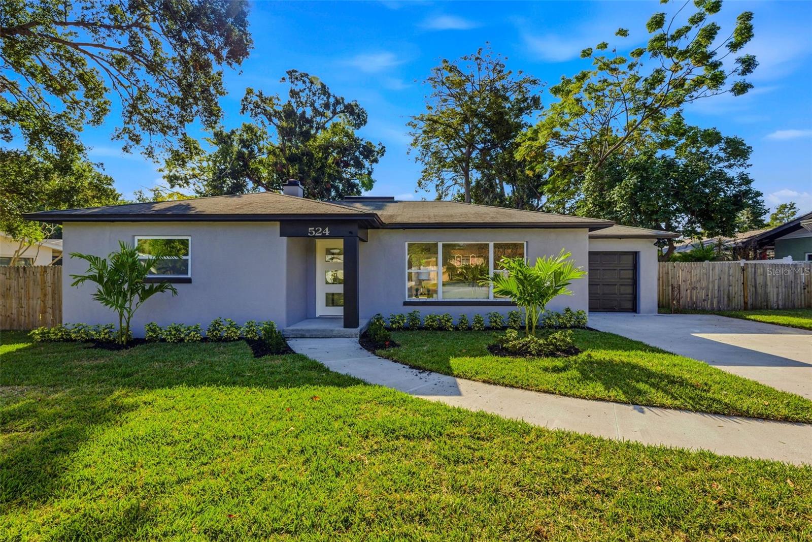 Image 3 of 60 For 524 50th Avenue S