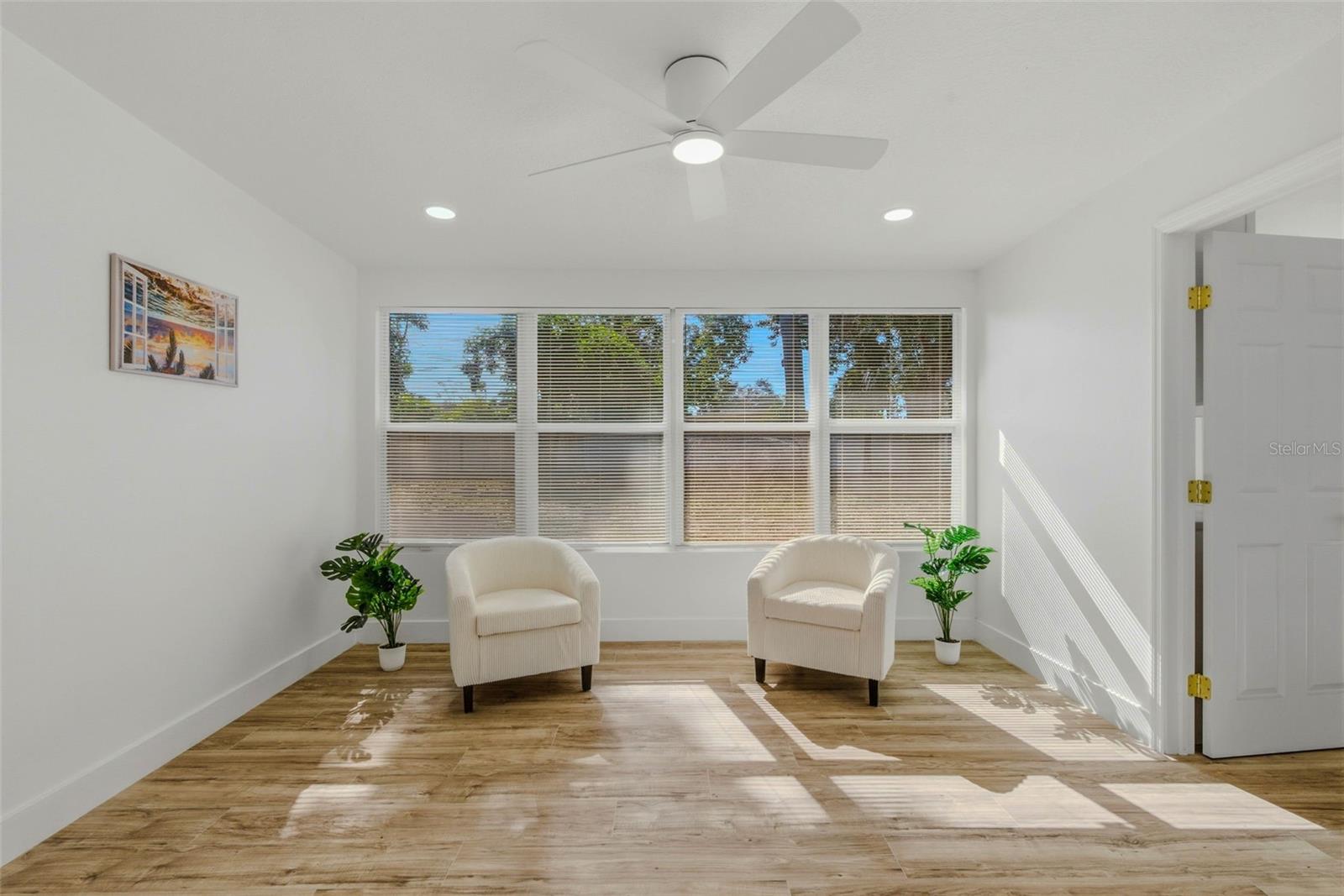 Image 30 of 60 For 524 50th Avenue S