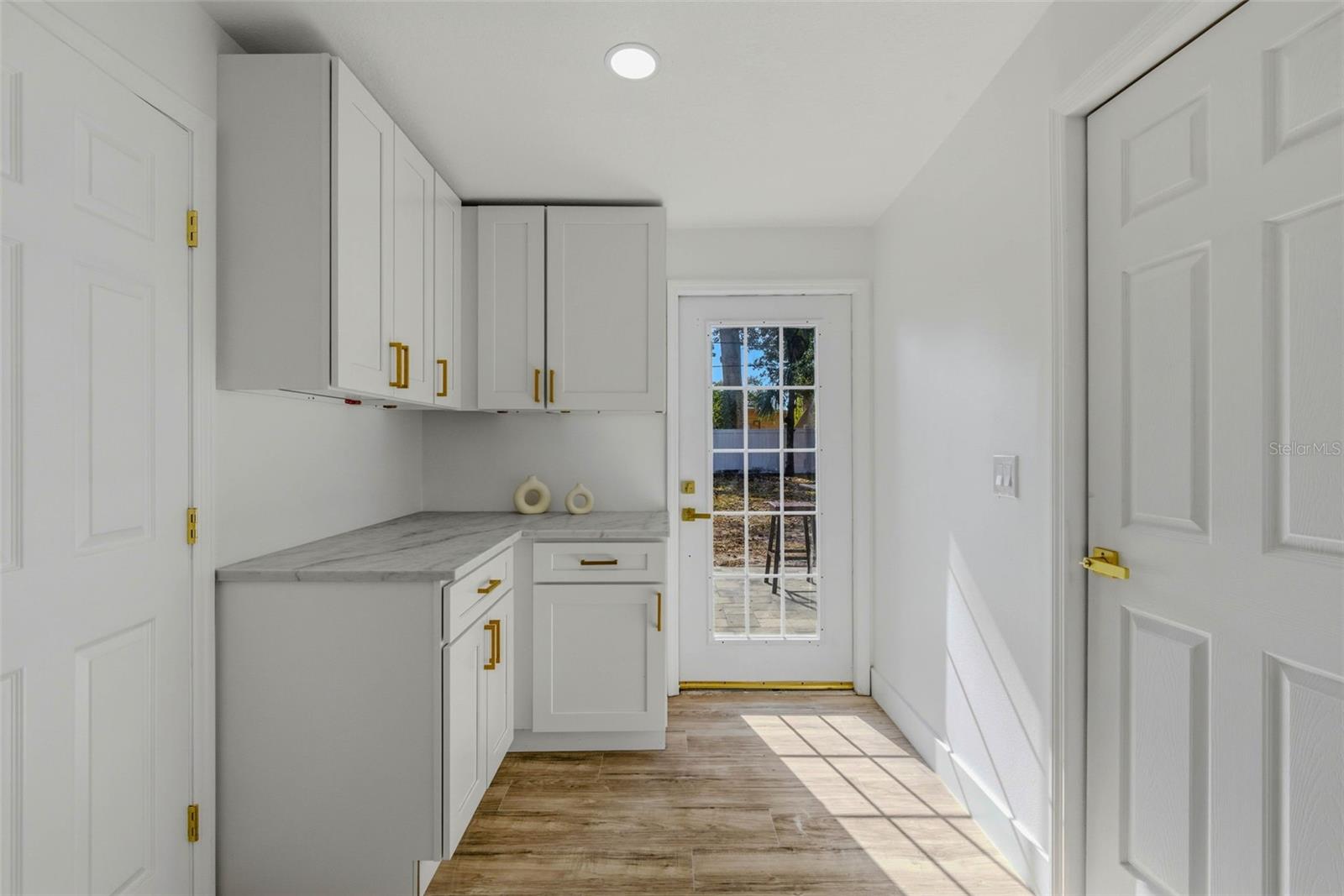 Image 39 of 60 For 524 50th Avenue S